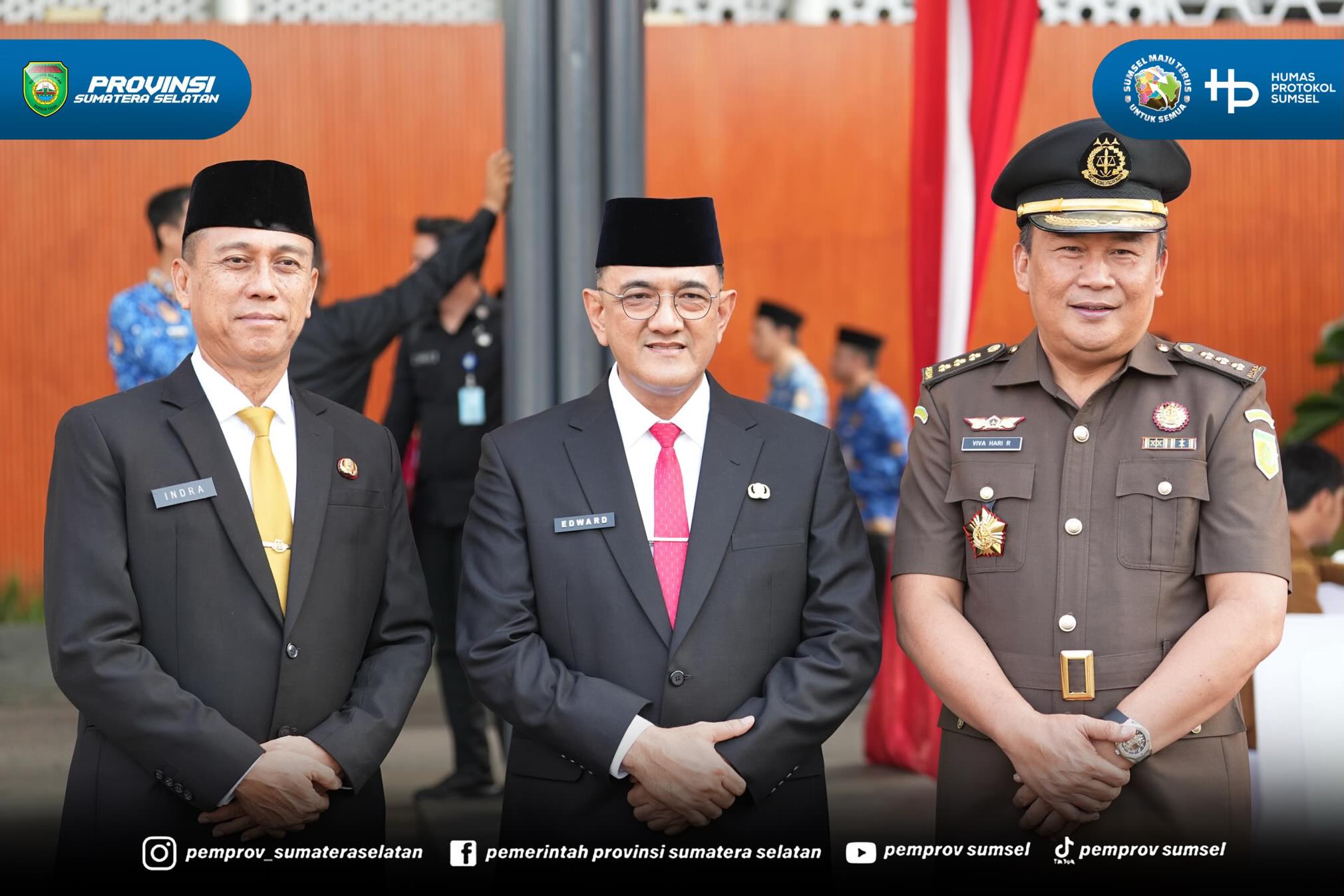 Palembang – Sekretaris Daerah (Sekda) Provinsi Sumatera Selatan, Dr. Drs. H. Edward Candra,.M.H bertindak sebagai Inspektur Upacara pada peringatan Hari Lahir Pancasila Tahun 2026 yang digelar di halaman Kantor Gubernur Sumsel, Selasa (2/6/2026).