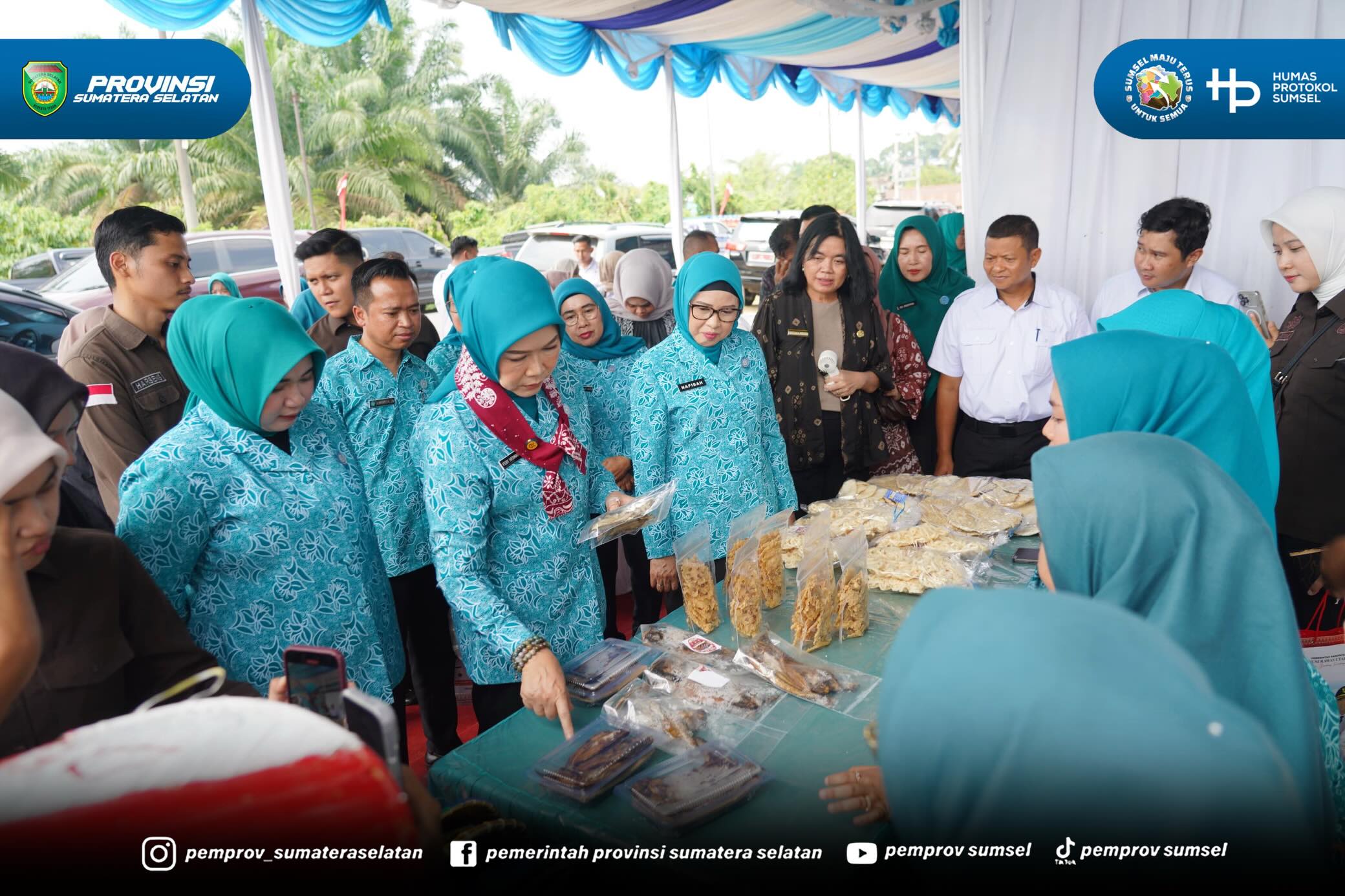 MURATARA – Ketua Tim Penggerak (TP) PKK Provinsi Sumatera Selatan (Sumsel), Hj. Febrita Lustia HD melakukan kunjungan kerja dalam rangka Pembinaan, Monitoring dan Evaluasi Pelaksanaan 10 Program Pokok PKK di Kabupaten Musi Rawas Utara (Muratara),...