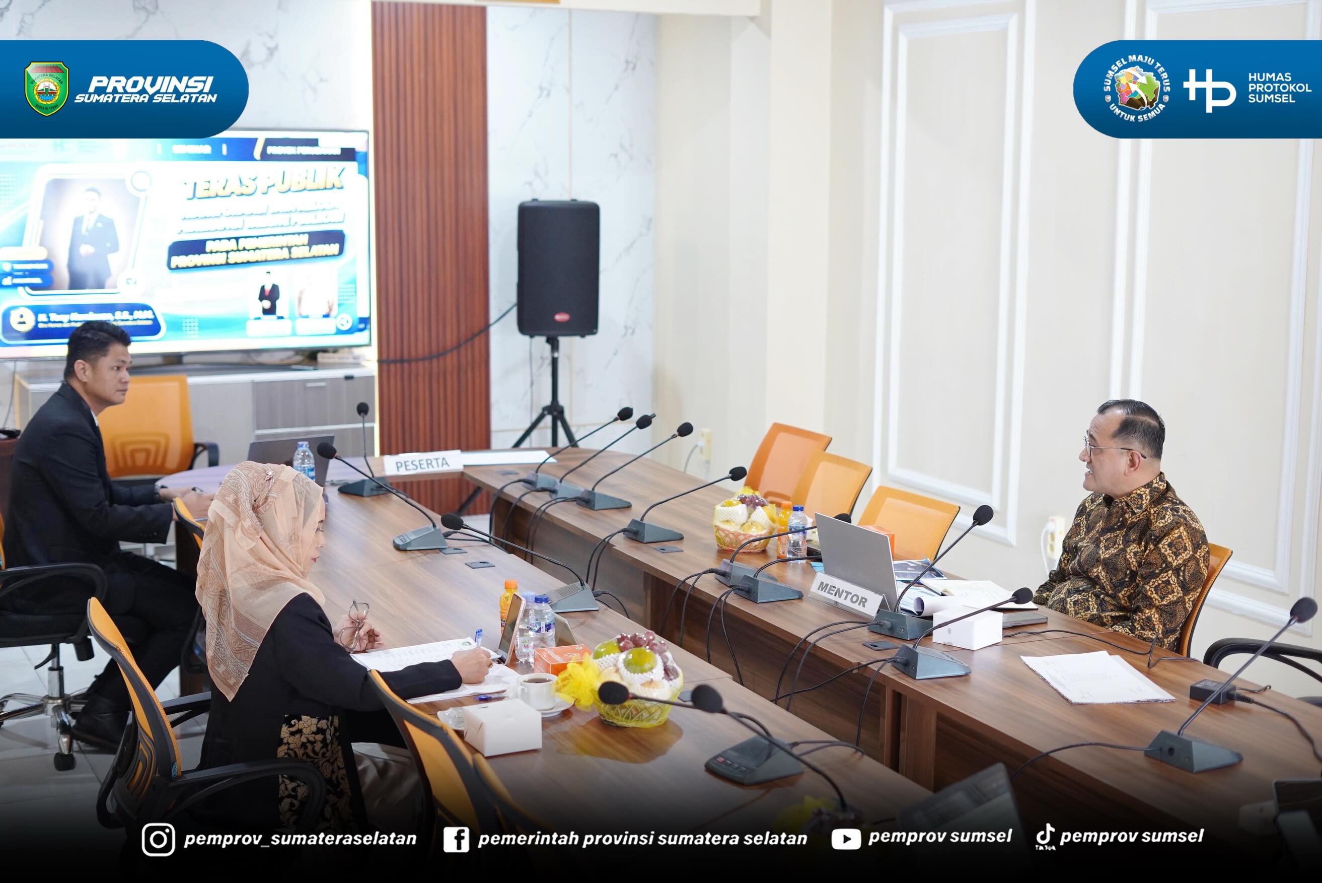 PALEMBANG – Sekretaris Daerah Provinsi Sumatera Selatan (Sekda Sumsel), Edward Candra menghadiri Seminar Rancangan Proyek Perubahan Pelatihan Kepemimpinan Nasional (PKN) Tingkat II Angkatan V Tahun 2026 di Gedung Badan Pengembangan Sumber Daya Man...