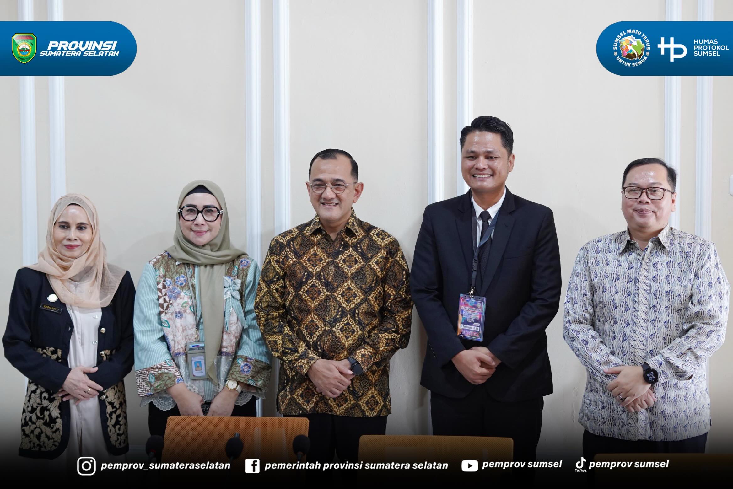 PALEMBANG – Sekretaris Daerah Provinsi Sumatera Selatan (Sekda Sumsel), Edward Candra menghadiri Seminar Rancangan Proyek Perubahan Pelatihan Kepemimpinan Nasional (PKN) Tingkat II Angkatan V Tahun 2026 di Gedung Badan Pengembangan Sumber Daya Man...