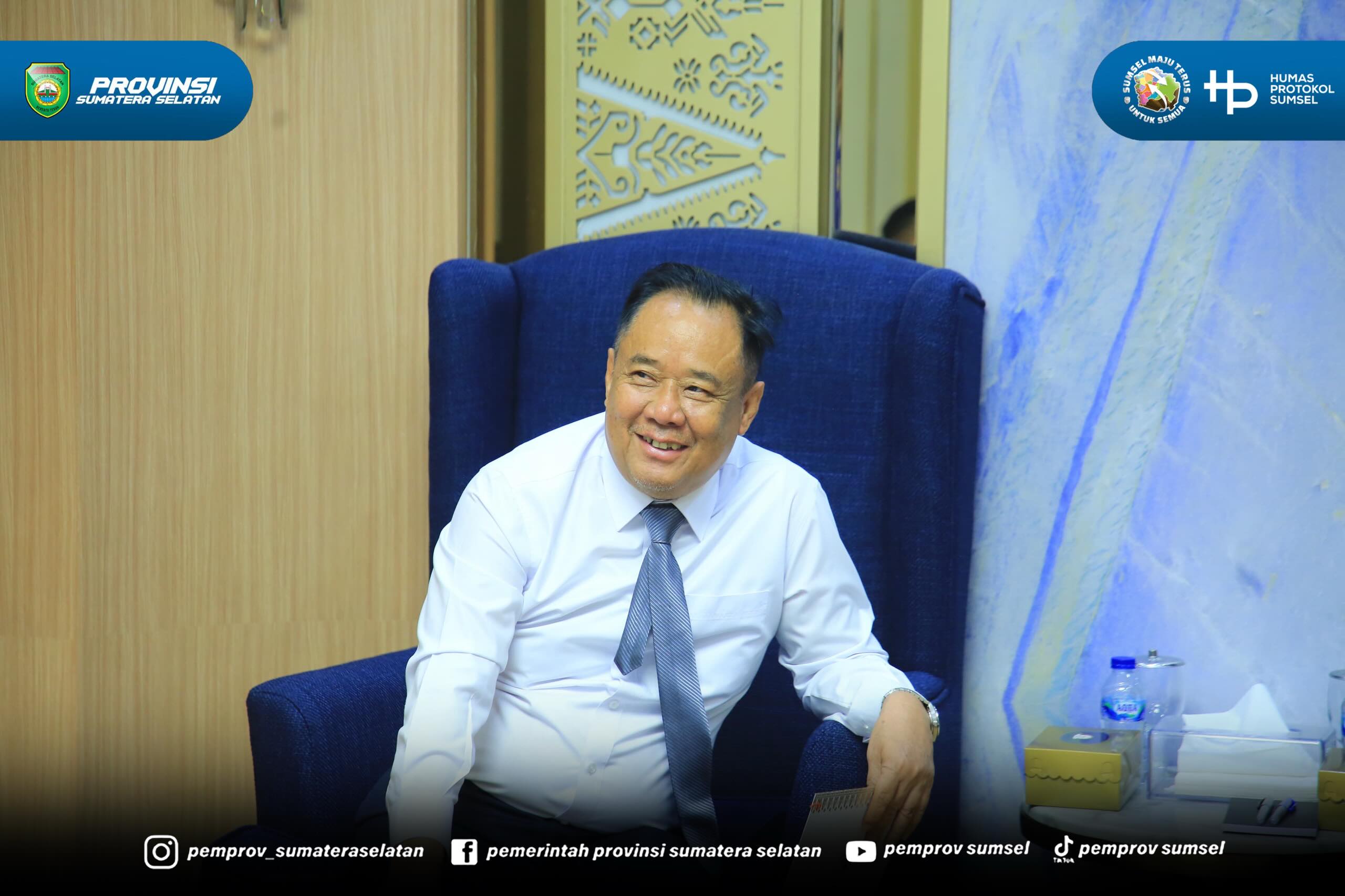 Palembang – Wakil Gubernur Sumatera Selatan (Sumsel) H. Cik Ujang menerima audiensi General Manager PalTV, Sri Pebriandi, beserta jajaran dalam rangka silaturahmi sekaligus membahas peluang kerja sama antara PalTV dan Pemerintah Provinsi Sumatera...