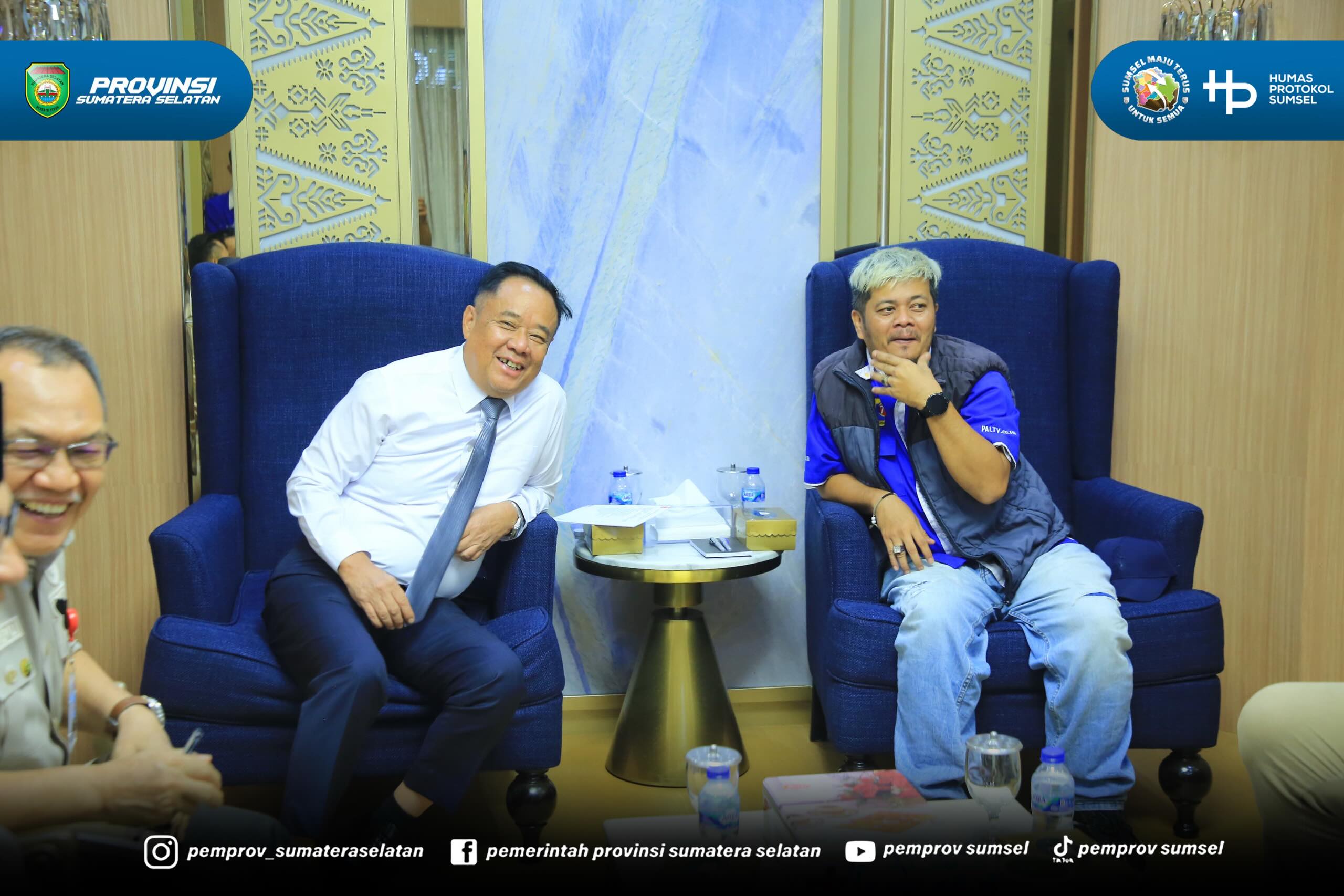 Palembang – Wakil Gubernur Sumatera Selatan (Sumsel) H. Cik Ujang menerima audiensi General Manager PalTV, Sri Pebriandi, beserta jajaran dalam rangka silaturahmi sekaligus membahas peluang kerja sama antara PalTV dan Pemerintah Provinsi Sumatera...