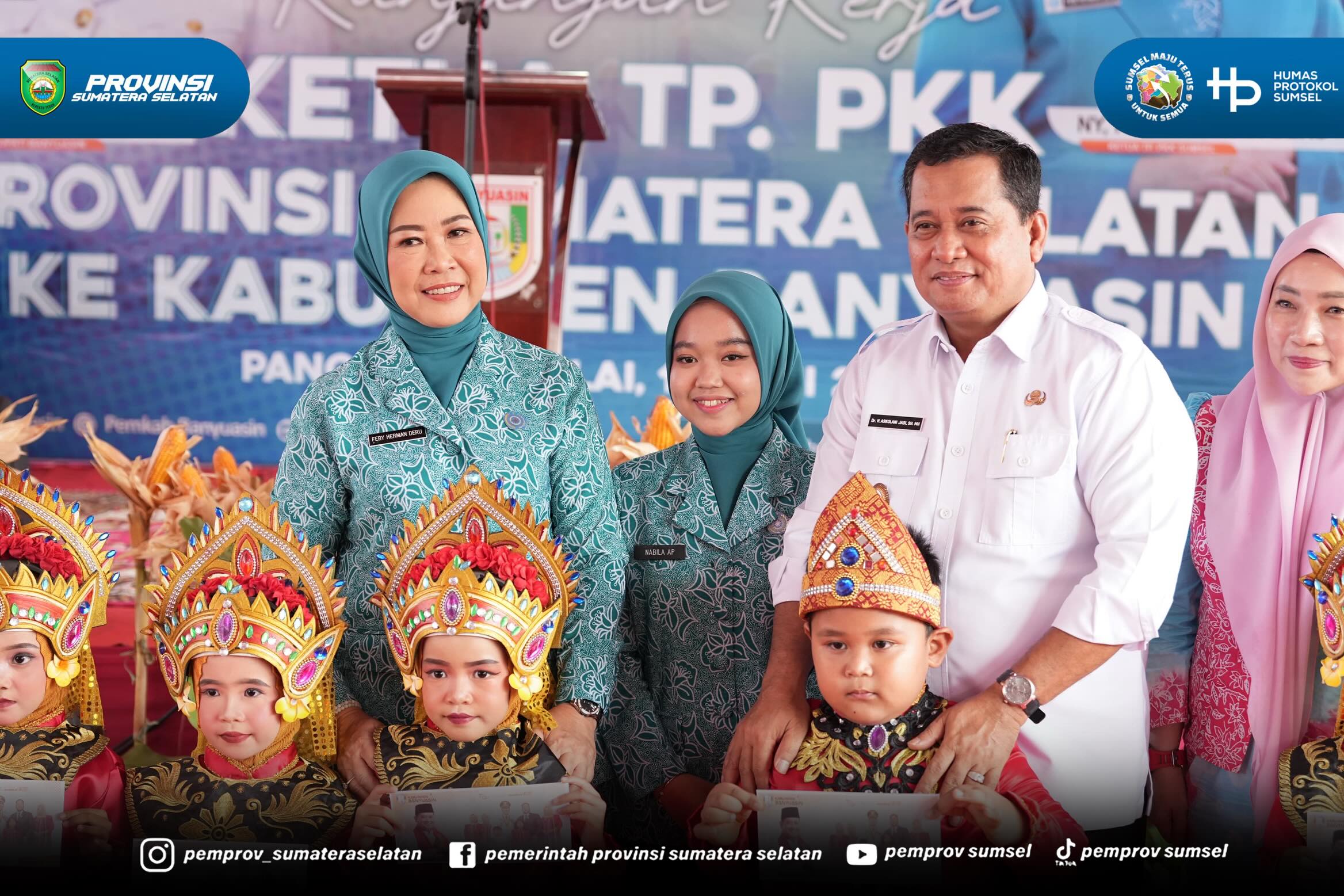 Banyuasin - Ketua TP PKK Sumsel Feby Deru melakukan kunjungan kerja ke Kabupaten Banyuasin, Rabu (09/06/2026). Kunker ini difokuskan untuk monitoring dan evaluasi pelaksanaan 10 Program Pokok PKK di TP PKK Banyuasin.