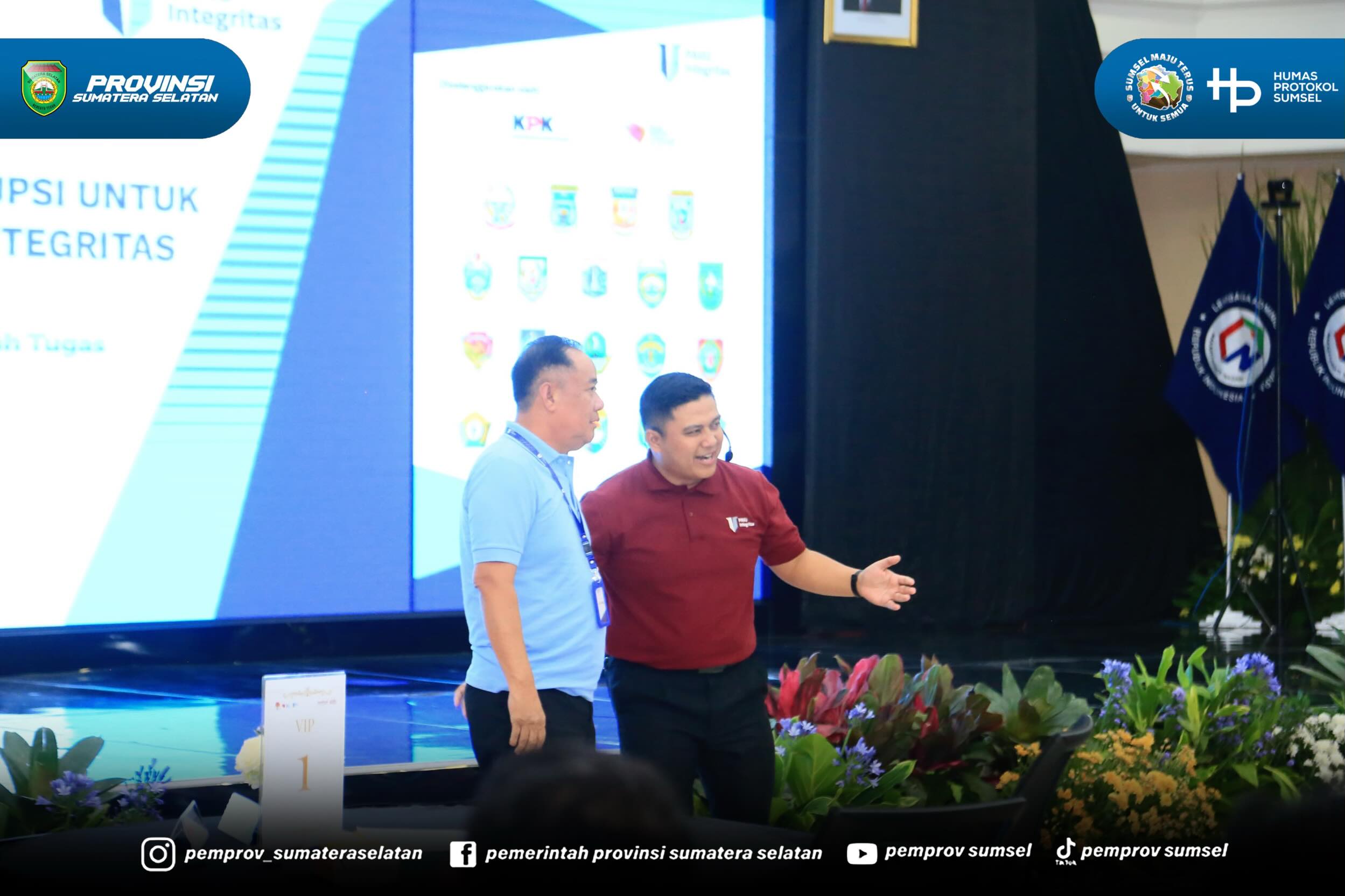 Jakarta - Wakil Gubernur Sumsel H. Cik Ujang menunaikan salat sebelum melanjutkan kegiatan Penguatan Anti Korupsi Integritas 2026 yang diselenggarakan Komisi Pemberantasan Korupsi, Kamis (11/6/2026)