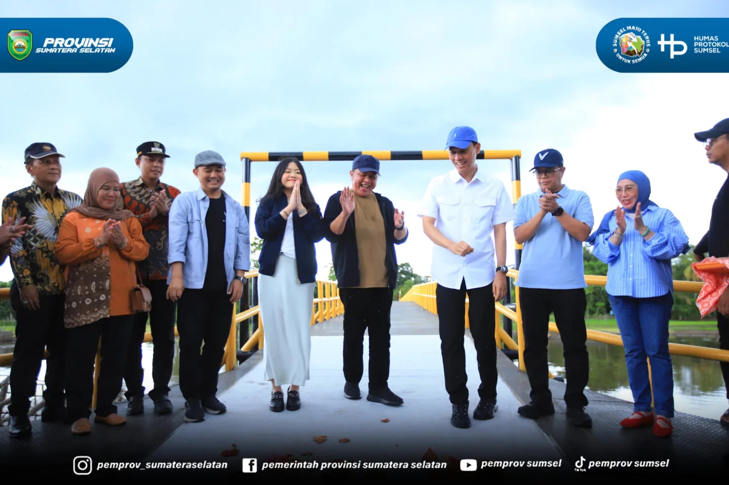 OKI – Gubernur Sumatera Selatan (Sumsel), Dr. H. Herman Deru, menempuh perjalanan darat bersama puluhan anggota komunitas kendaraan listrik untuk meresmikan jembatan penghubung di Desa Ulak Jermun, Kecamatan SP Padang, Kabupaten Ogan Komering Ilir...