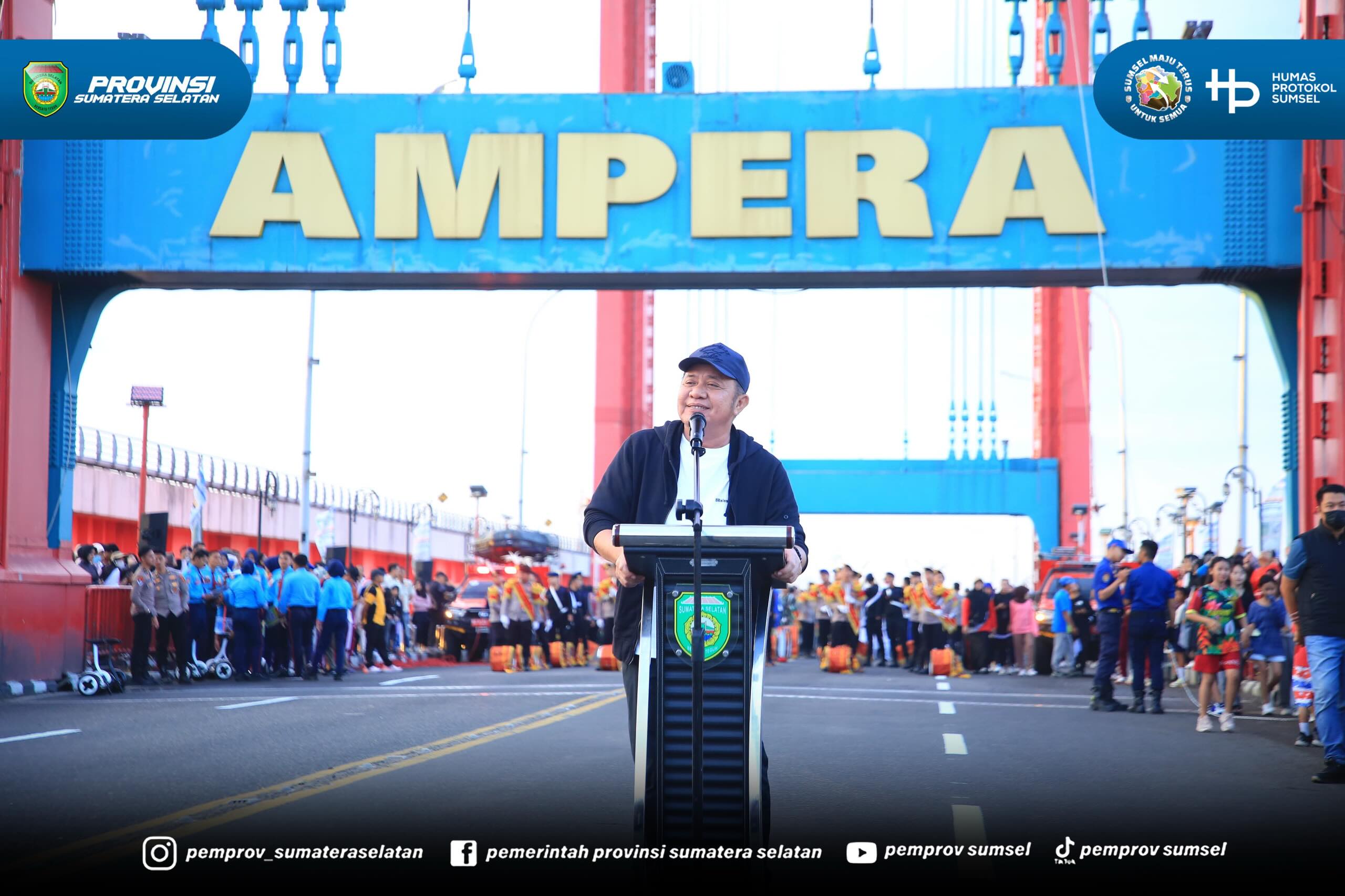 PALEMBANG – Gubernur Sumatera Selatan H. Herman Deru secara resmi melaunching Car Free Day (CFD) di kawasan Jembatan Ampera, Minggu (14/6/2026).