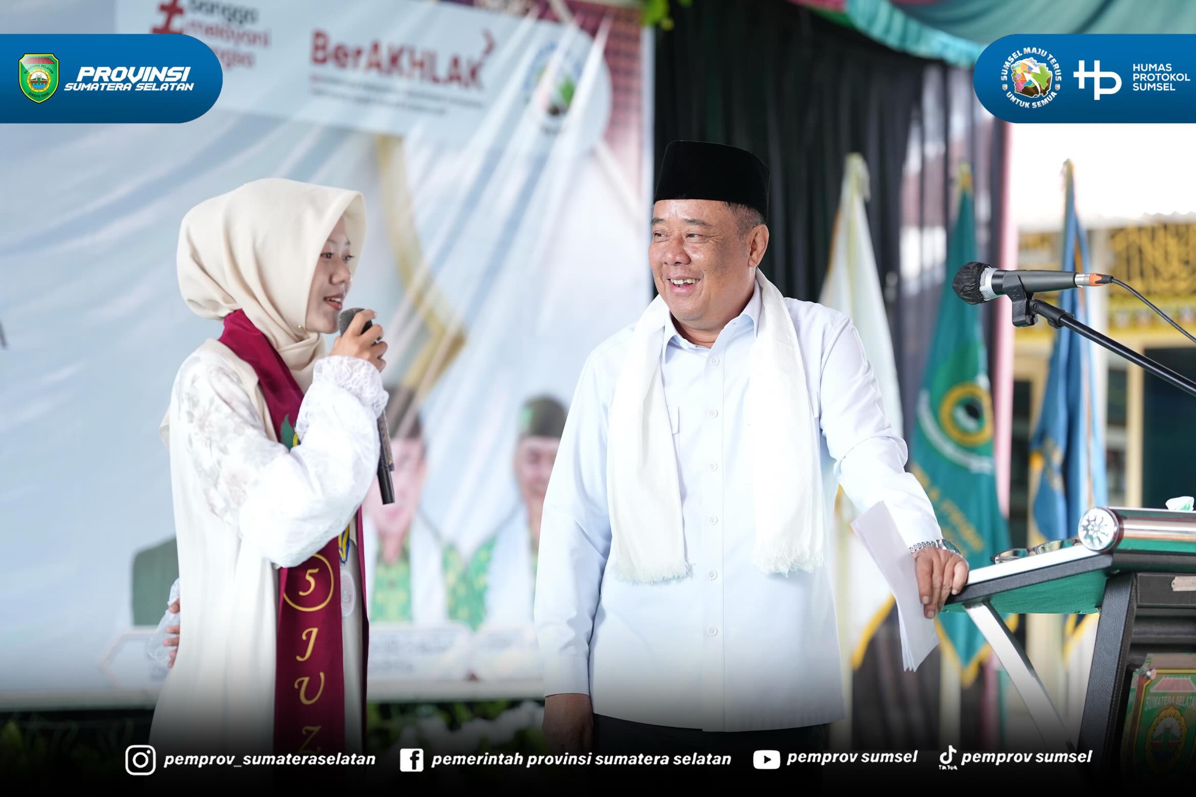 Muara Enim - Wakil Gubernur Sumsel H. Cik Ujang menghadiri Haflah Akhir Sanah dan Wisuda Angkatan IV Pondok Pesantren Al Ittifaqiah Indralaya Kampus Lecah Kacamatan Lubai Ulu Kabupaten Muara Enim. Senin (15/06/2026).