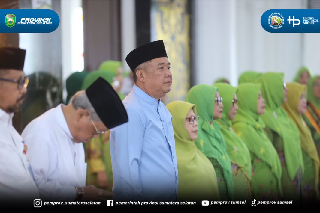 Palembang – Wakil Gubernur Sumatera Selatan (Sumsel) H. Cik Ujang menghadiri Gebyar Muharam 1448 Hijriah dan Hari Lahir (Harlah) Muslimat Nahdlatul Ulama (NU) ke-80 yang digelar di Masjid Al-Anshor Palembang, Rabu (17/6/2026).