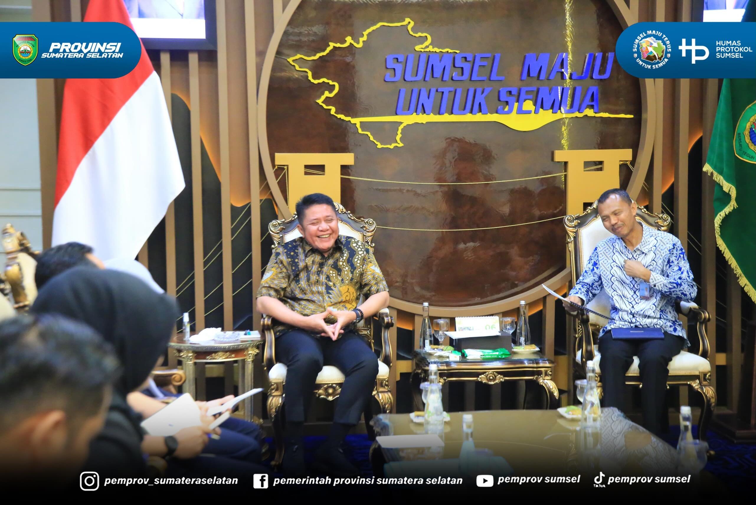 Palembang - Gubernur Sumatera Selatan (Sumsel) H. Herman Deru mendorong Politeknik Negeri Sriwijaya (Polsri) untuk memperkuat komunikasi dengan Pemerintah Provinsi Sumsel serta menyelaraskan pengembangan pendidikan vokasi dengan kebutuhan dan pote...