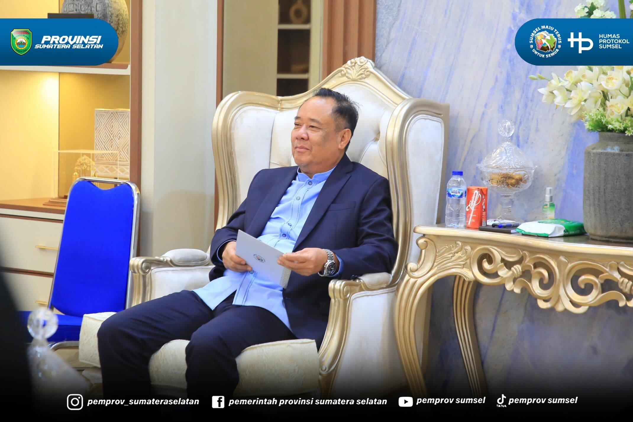 Palembang – Wakil Gubernur Sumatera Selatan (Sumsel) H. Cik Ujang menerima audiensi Kepala Badan Pusat Statistik (BPS) Provinsi Sumatera Selatan beserta jajaran terkait pelaksanaan Sensus Ekonomi 2026 di Rumah Dinas Wakil Gubernur Sumsel, Rabu (17...