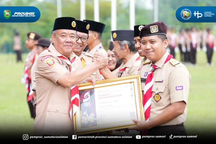 Palembang – Wakil Gubernur Sumatera Selatan (Sumsel) H. Cik Ujang secara resmi membuka Jambore Daerah (JAMDA) IX Gerakan Pramuka Sumsel Tahun 2026 yang diselenggarakan oleh Kwartir Daerah (Kwarda) Gerakan Pramuka Sumsel di Lapangan Utama Bumi Perk...