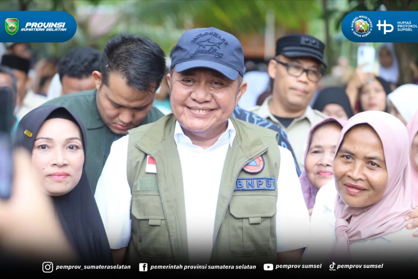 Banyuasin – Gubernur Sumatera Selatan (Sumsel) Dr. H. Herman Deru menghadiri Tabligh Akbar dalam rangka memperingati Tahun Baru Islam 1 Muharam 1448 Hijriah di Desa Tembusan Dalam, Kecamatan Sumber Marga Telang, Kabupaten Banyuasin, Jumat (19/6/20...