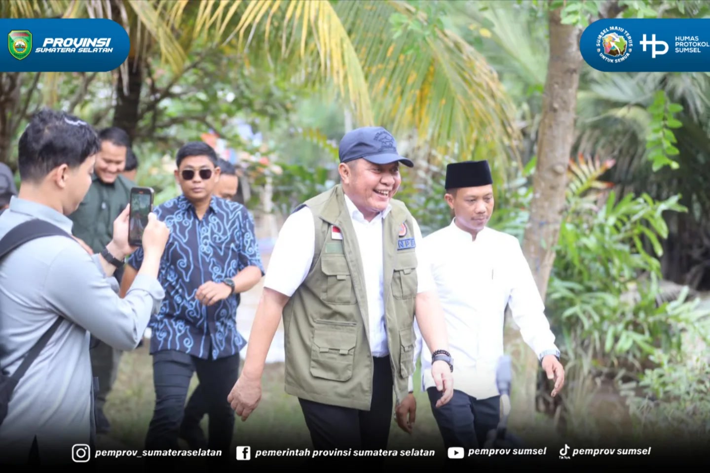 Banyuasin – Gubernur Sumatera Selatan (Sumsel) Dr. H. Herman Deru menghadiri Tabligh Akbar dalam rangka memperingati Tahun Baru Islam 1 Muharam 1448 Hijriah di Desa Tembusan Dalam, Kecamatan Sumber Marga Telang, Kabupaten Banyuasin, Jumat (19/6/20...
