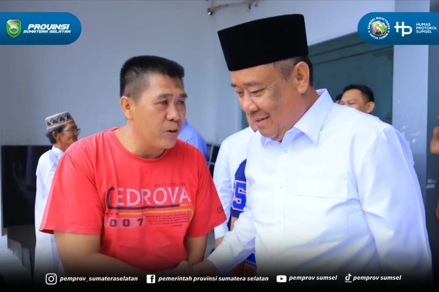 Palembang - Wakil Gubernur Sumsel H. Cik Ujang melaksanakan Safari Sholat Jumat di Masjid Nurhidayah Palembang. Jumat (19/06/2026).