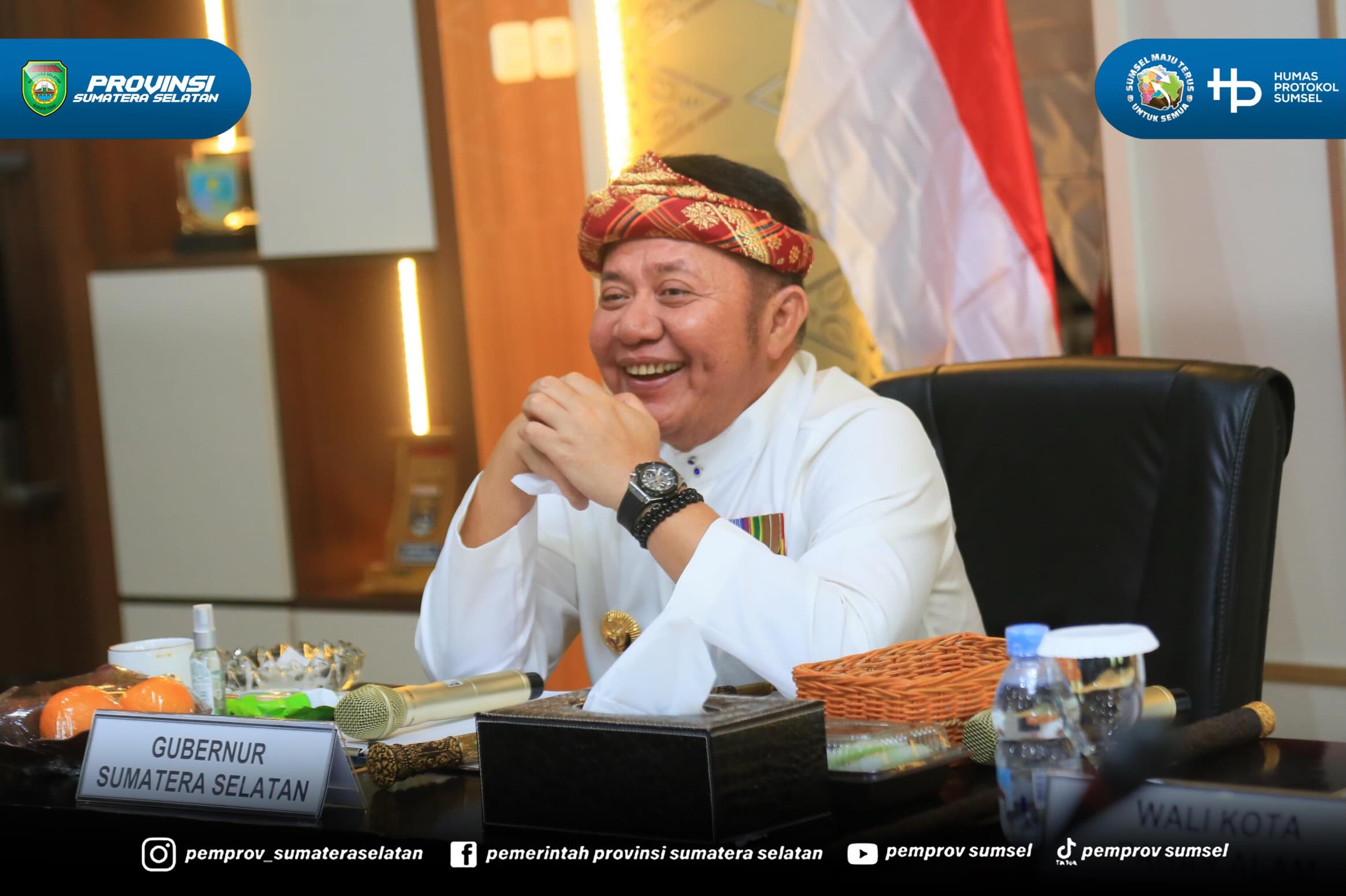 Pagaralam - Gubernur Sumsel Dr. H. Herman Deru menghadiri Video Conference di Ruang Rapat Walikota Pagaralam, Selasa (23/6/2026)