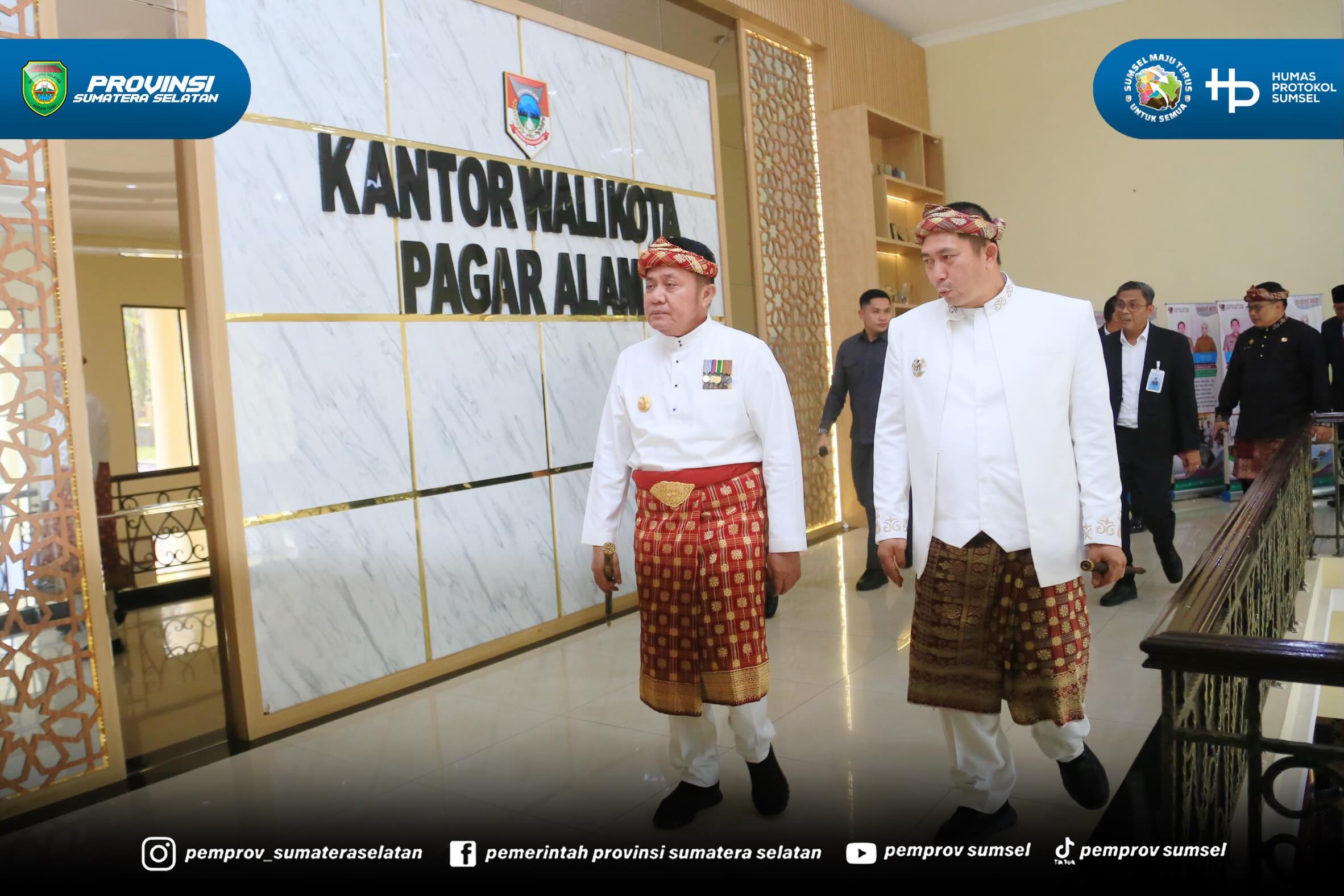 Pagaralam - Gubernur Sumsel Dr. H. Herman Deru menghadiri Video Conference di Ruang Rapat Walikota Pagaralam, Selasa (23/6/2026)