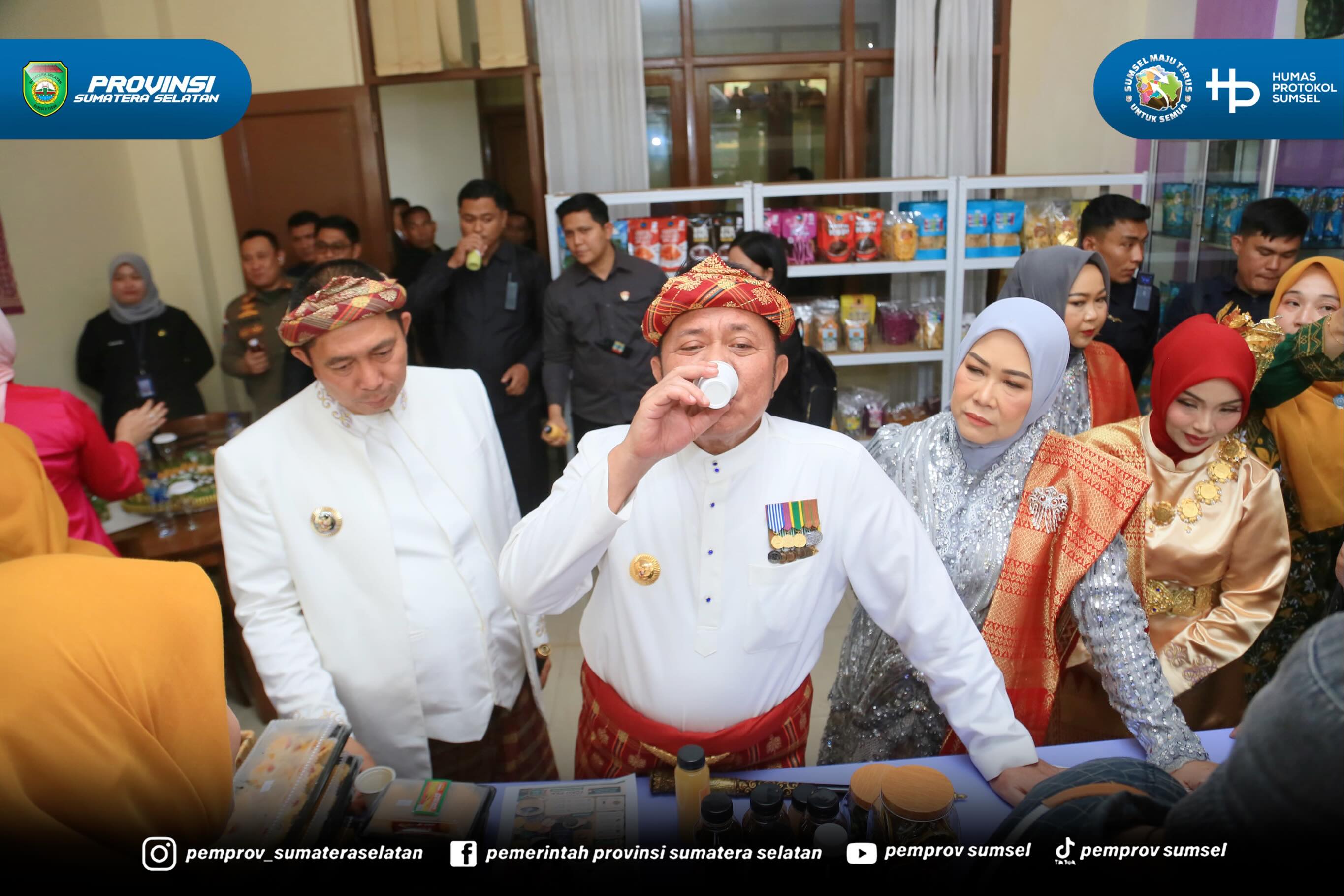 Pagaralam - Ketua Tim PKK Provinsi Sumsel Hj. Feby Herman Deru meresmikan Toko Serame yang dimiliki TP PKK Kota Pagaralam di Komplek Perkantoran Pemerintah Kota Pagaralam, Selasa (23/6/2026).