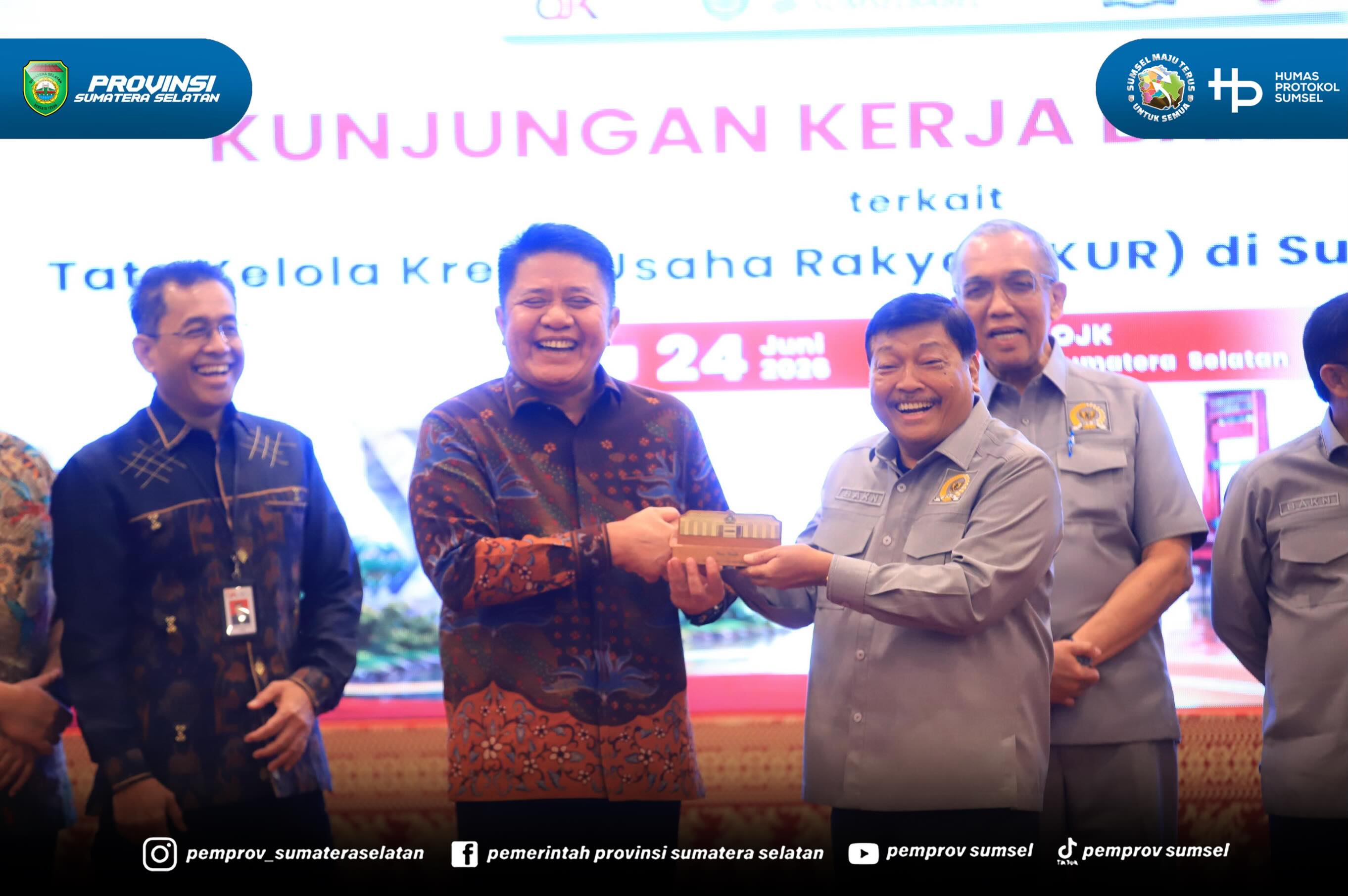 Palembang - Gubernur Sumsel Dr. H. Herman Deru menghadiri Rapat Pertemuan Tim Badan Akuntabilitas Keuangan Negara (BAKN) DPR RI di Palembang.