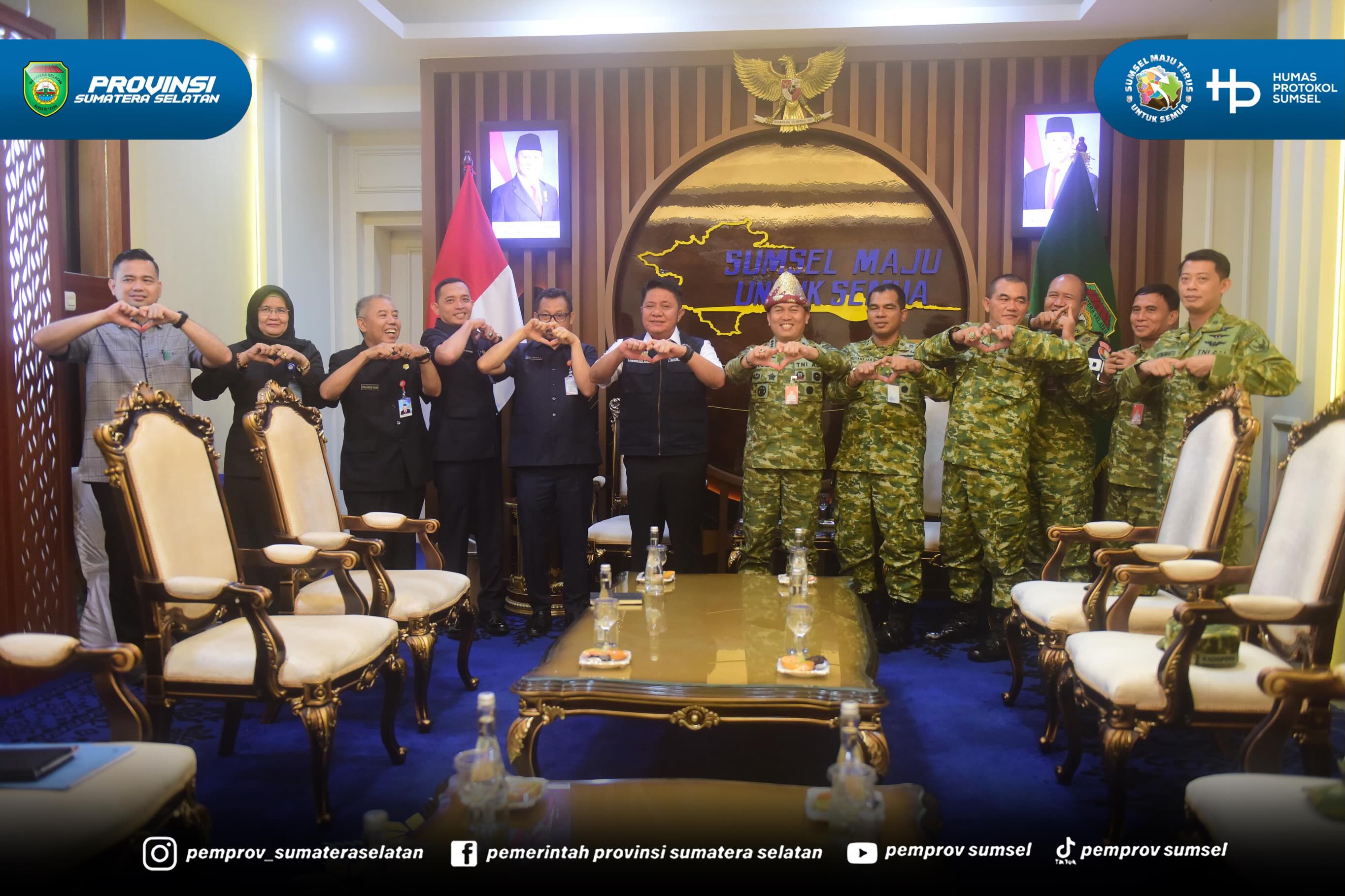PALEMBANG – Gubernur Sumatera Selatan (Sumsel) Dr. H. Herman Deru menerima kunjungan silaturahmi sekaligus perkenalan Komandan Pangkalan TNI Angkatan Udara (Danlanud) Sri Mulyono Herlambang Palembang, Kolonel Penerbang (PnB) Asep Wahyu Wijaya, M.M...