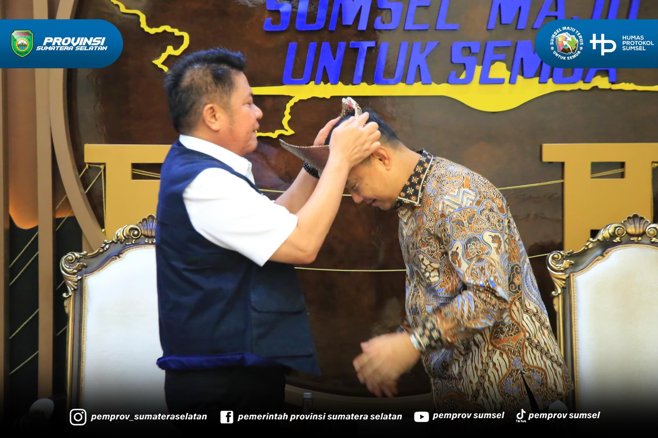 Palembang - Gubernur Sumatera Selatan (Sumsel) H. Herman Deru menerima audiensi jajaran Direksi PT Bukit Asam (PTBA) di Ruang Tamu Gubernur Sumsel, Kamis (25/6/2026). Pertemuan tersebut menjadi momentum memperkuat sinergi antara Pemerintah Provins...