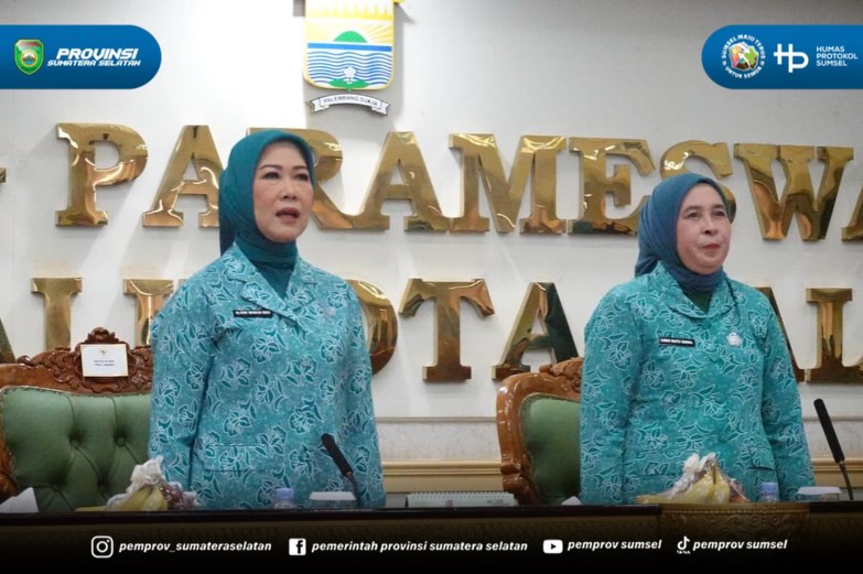Palembang - Ketua TP PKK sekaligus Ketua Dekranasda Sumsel Feby Deru melakukan kunjungan kerja (kunker) ke kota Palembang, di kantor sekretariat TP PKK Palembang, Kamis (25/06/26).