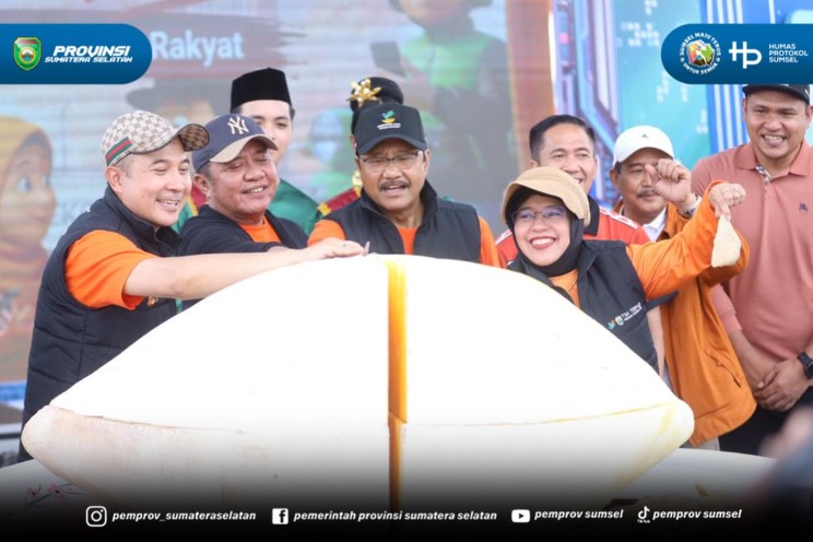 Palembang - Provinsi Sumatera Selatan resmi menggelorakan “Semarak Wong Kito 2026, Sensus Ekonomi 2026 Milik Rakyat”. Kegiatan akbar ini menjadi penanda dimulainya pendataan ekonomi terbesar se-Indonesia di Bumi Sriwijaya.