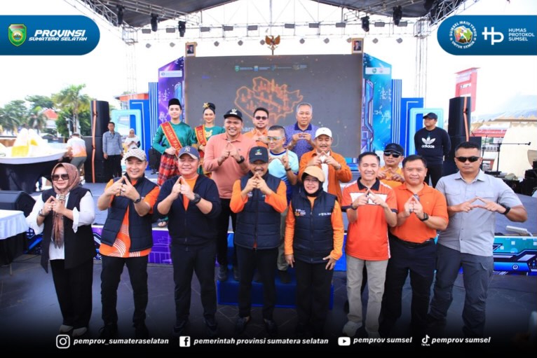 Palembang - Provinsi Sumatera Selatan resmi menggelorakan “Semarak Wong Kito 2026, Sensus Ekonomi 2026 Milik Rakyat”. Kegiatan akbar ini menjadi penanda dimulainya pendataan ekonomi terbesar se-Indonesia di Bumi Sriwijaya.