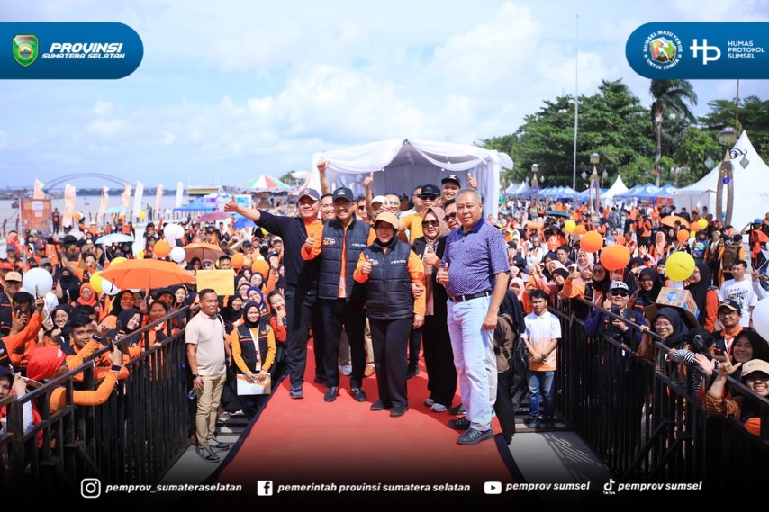 Palembang - Provinsi Sumatera Selatan resmi menggelorakan “Semarak Wong Kito 2026, Sensus Ekonomi 2026 Milik Rakyat”. Kegiatan akbar ini menjadi penanda dimulainya pendataan ekonomi terbesar se-Indonesia di Bumi Sriwijaya.