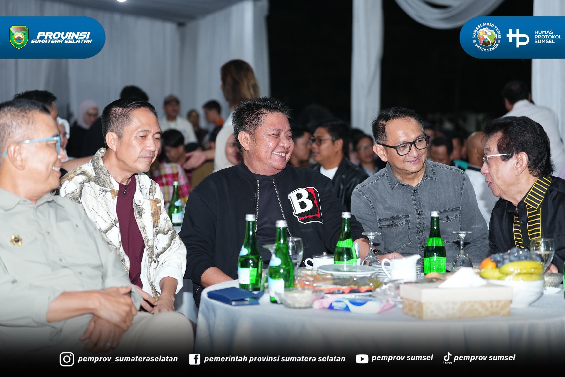 PALEMBANG – Gubernur Sumatera Selatan (Sumsel) Dr. H. Herman Deru menghadiri sekaligus menutup rangkaian kegiatan Closing Ceremony Gemilang Raya X Digital Kito Galo (DKG) 7th yang diselenggarakan Bank Indonesia Provinsi Sumsel di Plaza Benteng Kut...