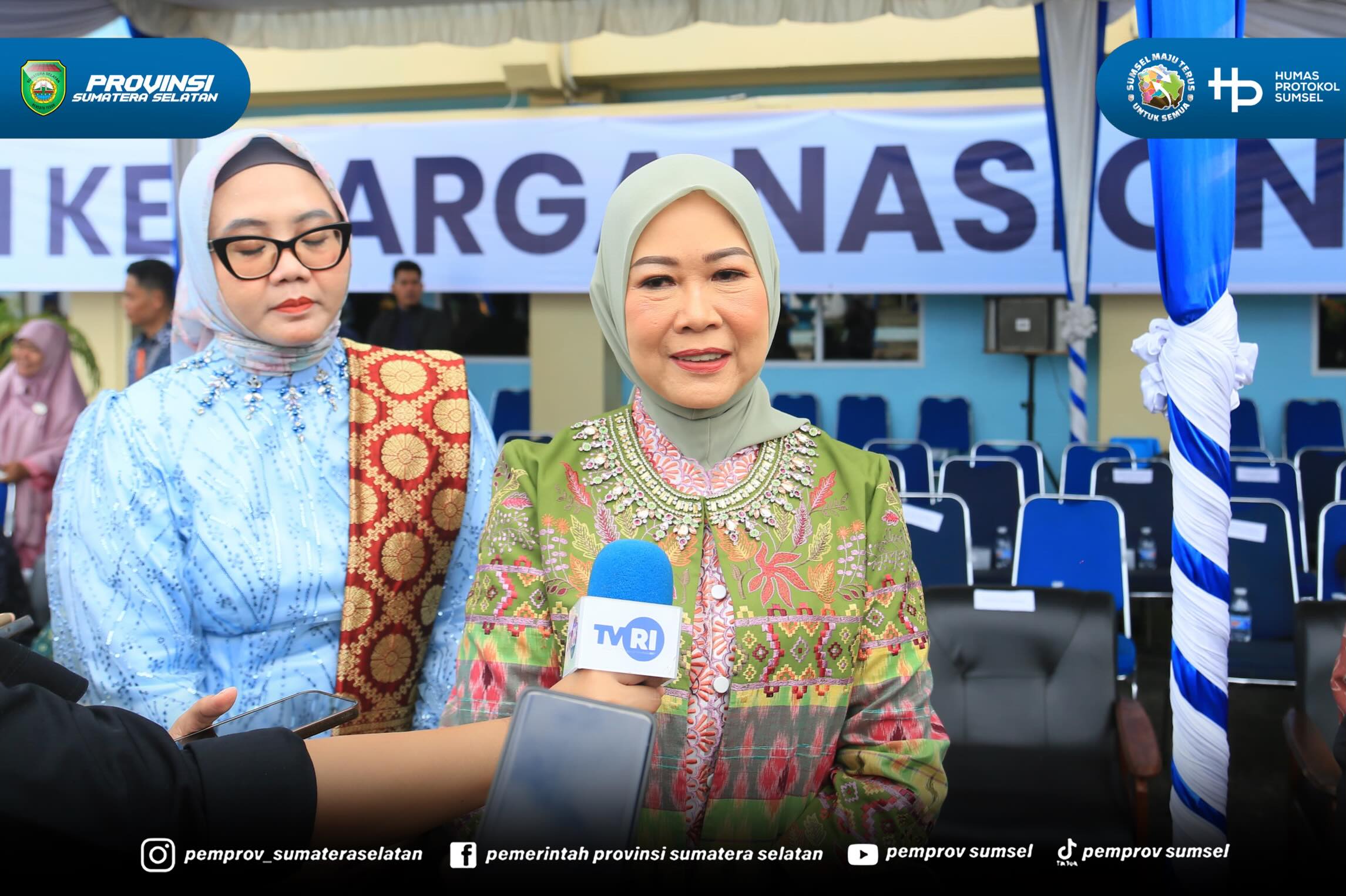 PALEMBANG – Ketua Tim Penggerak (TP) PKK Provinsi Sumatera Selatan (Sumsel), Hj. Febrita Lustia HD, menghadiri Upacara Peringatan Hari Keluarga Nasional (Harganas) ke-32 Tahun 2026 yang digelar di halaman Kantor BKKBN Provinsi Sumsel, Senin (29/6/...