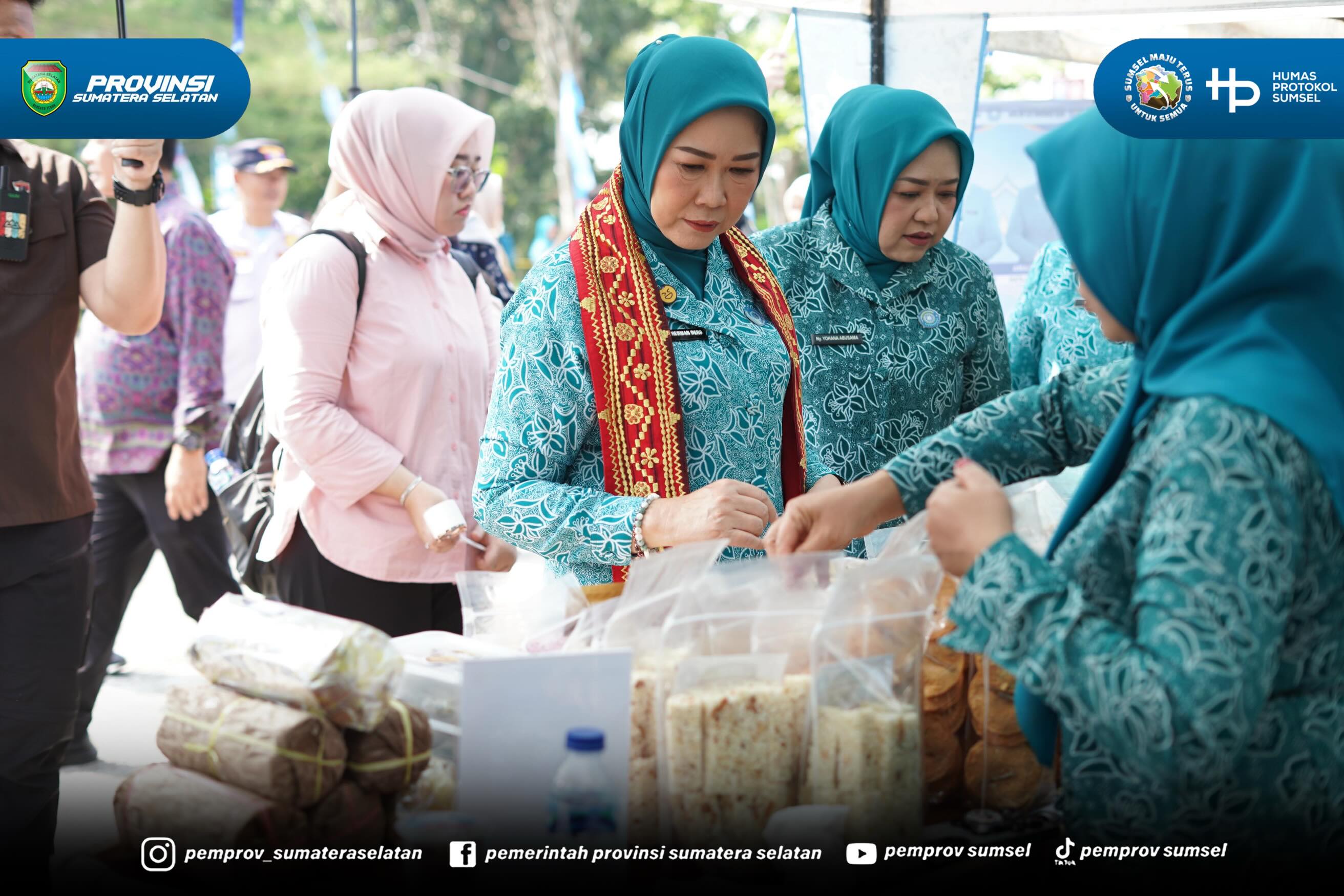 Muara Dua, OKU Selatan - Kunjungan kerja Ketua TP PKK Sumsel Feby Deru ke Kabupaten OKU Selatan, Selasa (30/06/26), menjadi suntikan semangat bagi kader PKK di tingkat kelurahan hingga kecamatan.
