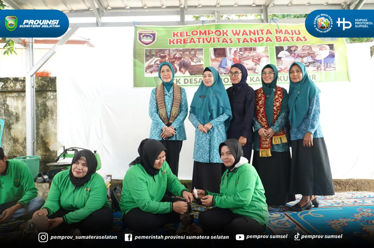 Ketua TP PKK Sumsel Feby Deru meninjau Kelompok Wanita “Maju Kreativitas Tanpa Batas” Desa Mojosari, kabupaten OKU Timur, Rabu (01/07/26).