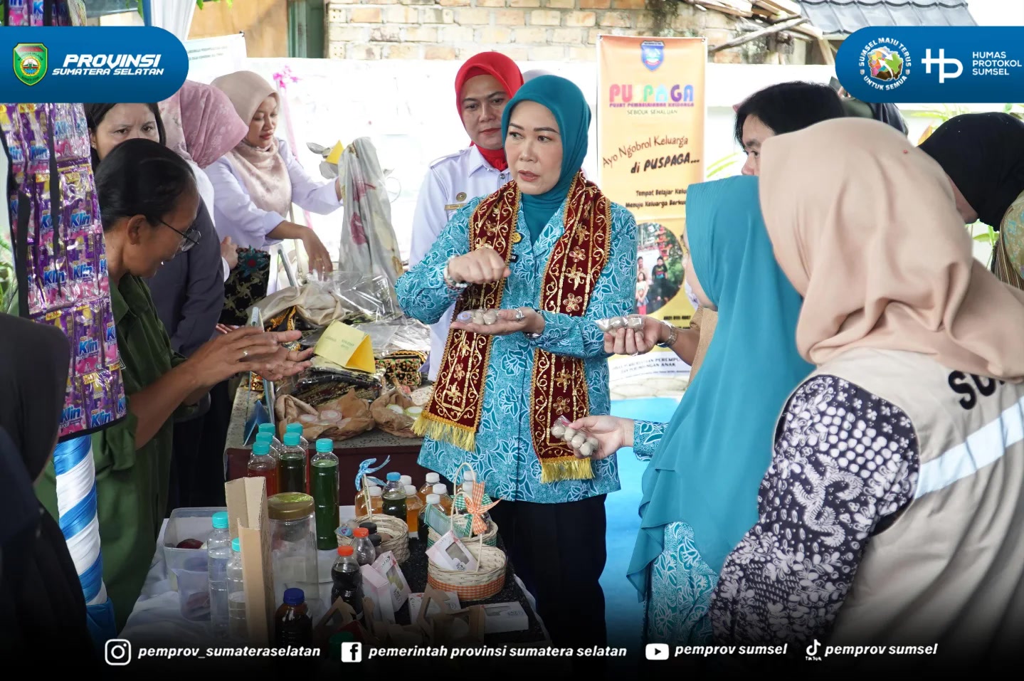 OKU TIMUR – Ketua Tim Penggerak (TP) PKK Provinsi Sumatera Selatan, Feby Herman Deru, mengapresiasi berbagai program unggulan TP PKK Kabupaten OKU Timur saat melakukan kunjungan kerja ke kabupaten tersebut, Selasa (30/6/2026).