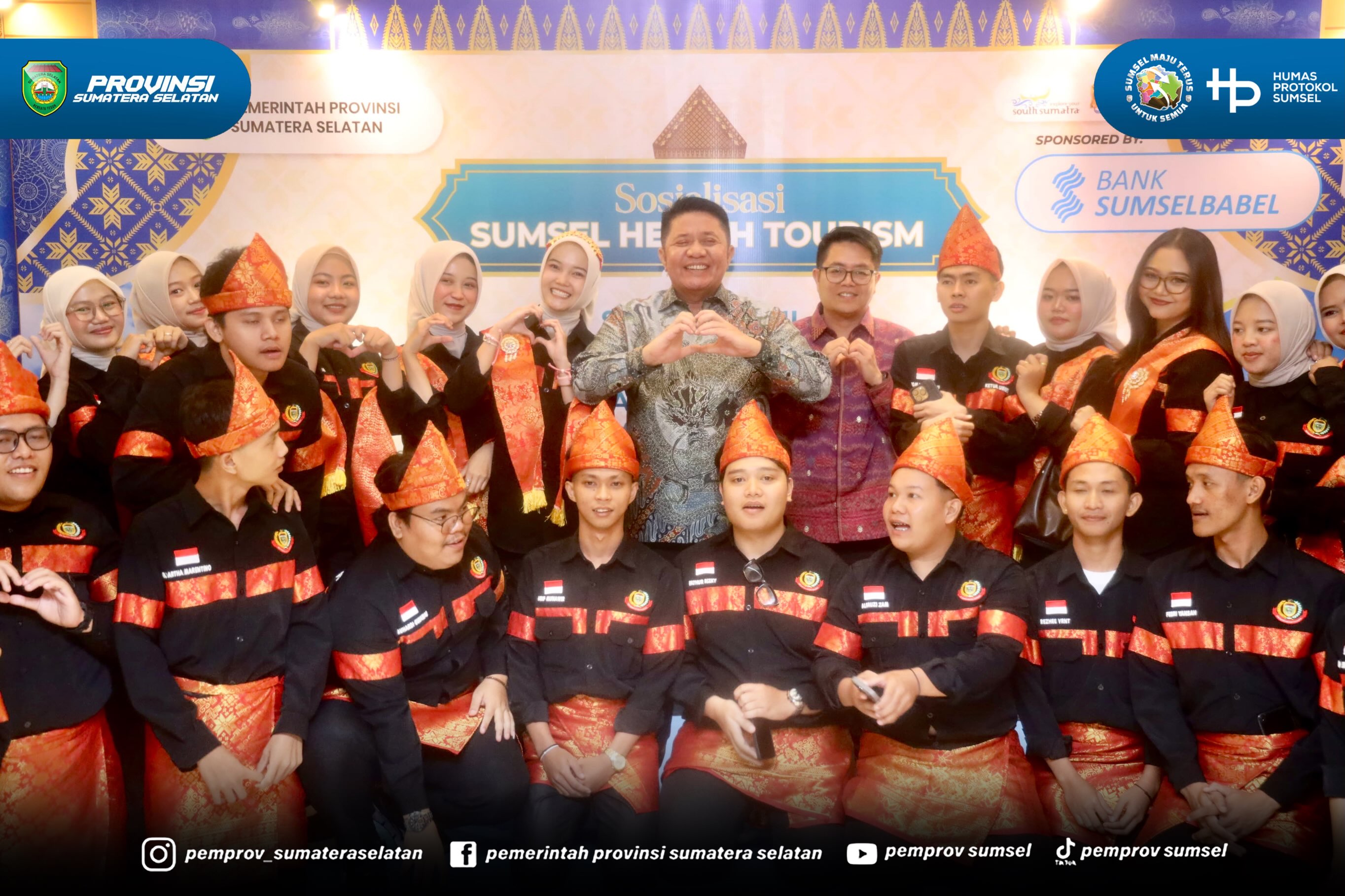 Yogyakarta — Gubernur Sumatera Selatan (Sumsel) Dr. H. Herman Deru terus menggaungkan program Sumsel Health Tourism sebagai salah satu program strategis Pemerintah Provinsi Sumsel. Kali ini, sosialisasi dilakukan kepada Ikatan Keluarga Pelajar Mah...