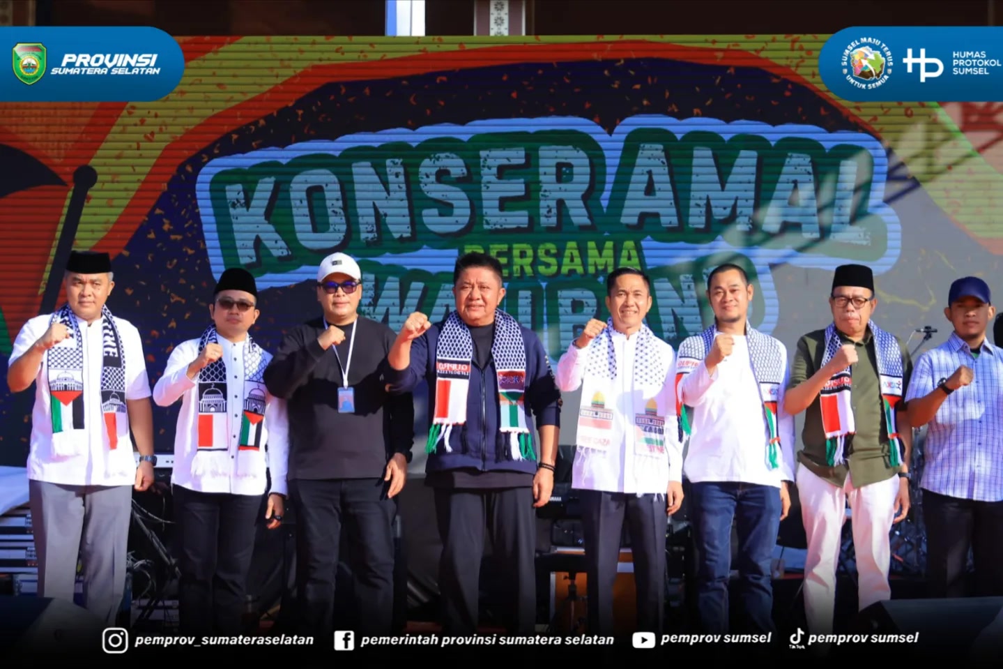 PALEMBANG – Gubernur Sumatera Selatan Dr. H. Herman Deru menghadiri Konser Amal Wali Band dalam rangka memperingati Hari Ulang Tahun Kota Palembang ke-1343 sekaligus penggalangan dana kemanusiaan untuk Palestina yang digelar di halaman Kantor DPRD...