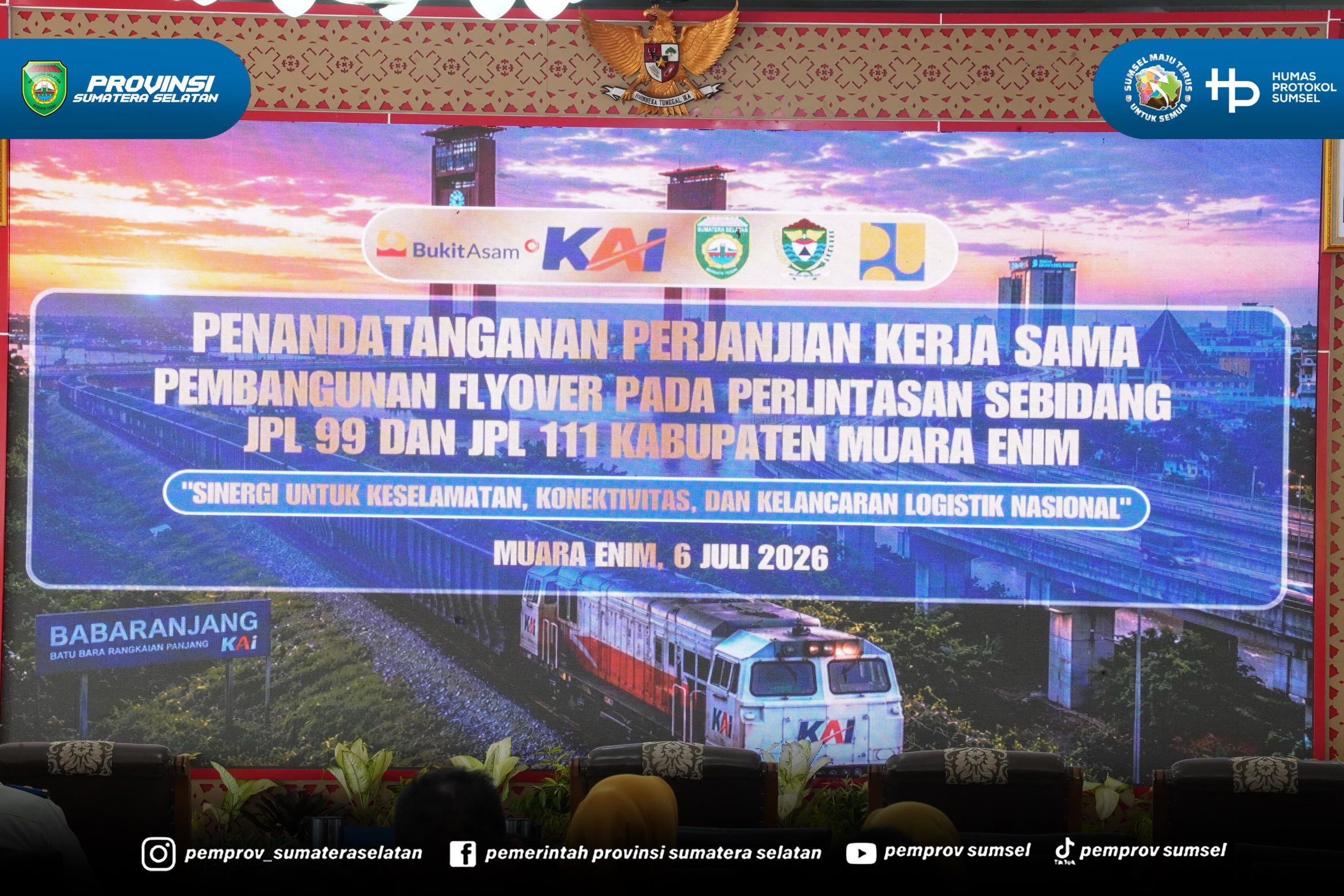 Muara Enim - Pembangunan flyover pada perlintasan sebidang JPL 99 dan JPL 111 di Kecamatan Ujan Mas, Kabupaten Muara Enim, menjadi bukti nyata komitmen Pemerintah Provinsi Sumatera Selatan di bawah kepemimpinan Gubernur Herman Deru dalam menuntask...