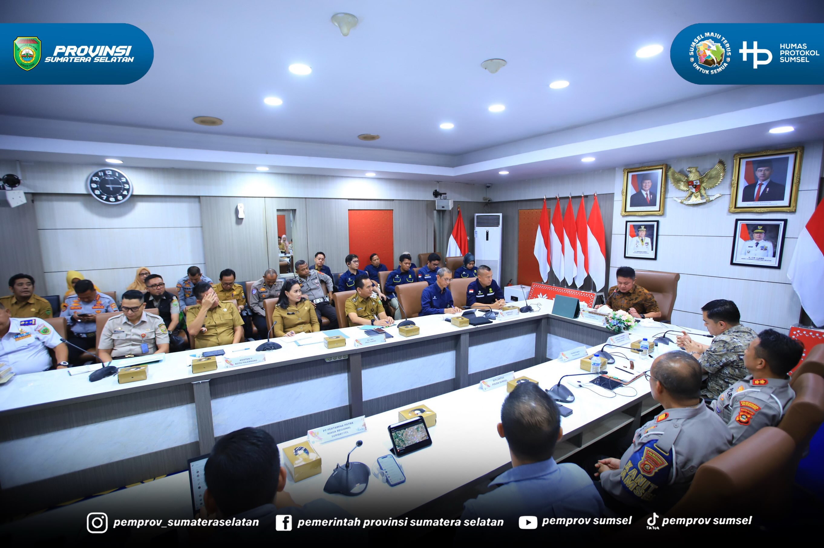 Palembang – Gubernur Sumatera Selatan Dr. H. Herman Deru menunjukkan keseriusannya dalam menyelesaikan persoalan antrean BBM bersubsidi yang selama ini menjadi keluhan masyarakat. Bahkan, ia mengaku memiliki beban moral paling besar atas kondisi t...