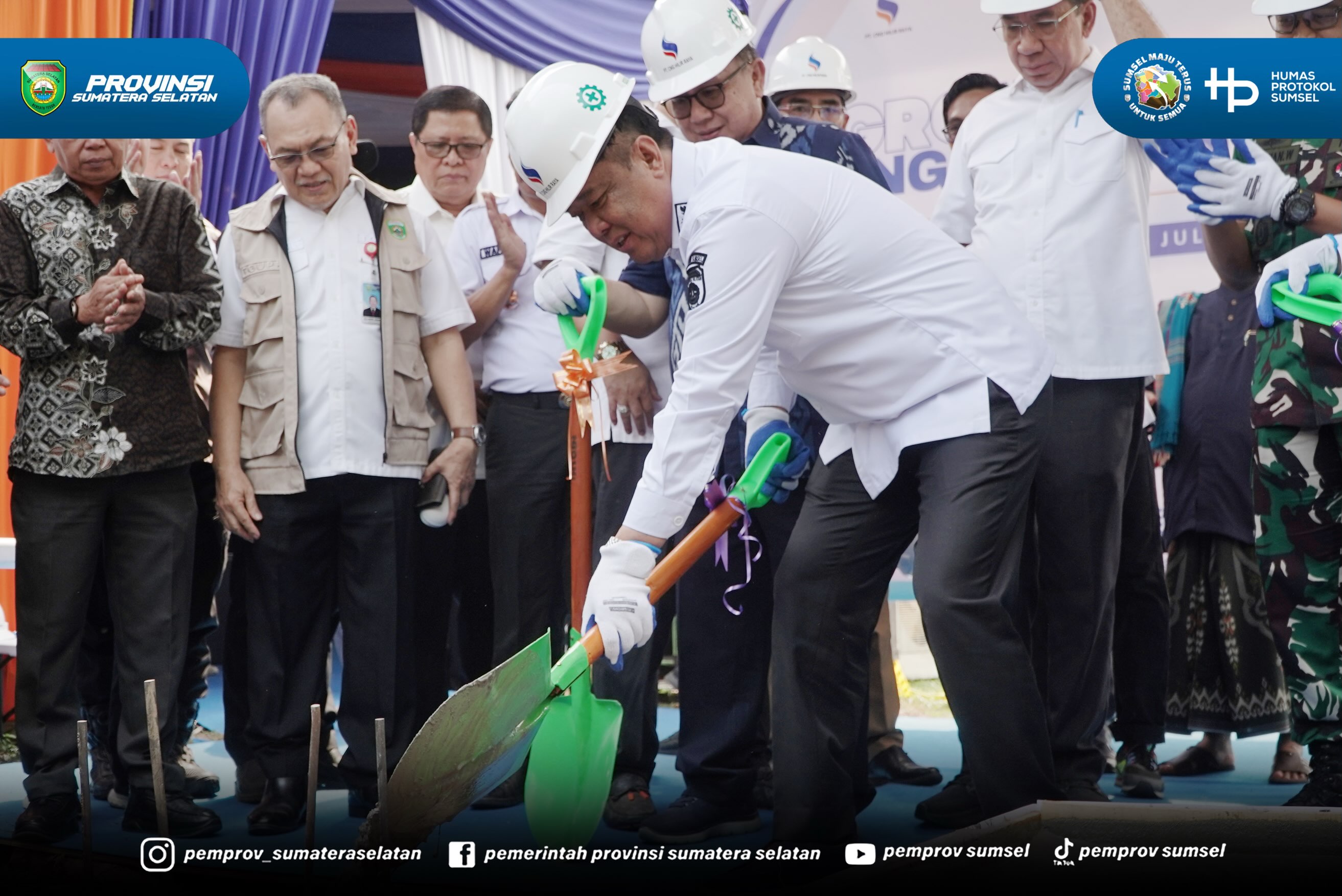 Ogan Ilir – Wakil Gubernur Sumatera Selatan H. Cik Ujang menghadiri sekaligus melakukan groundbreaking pembangunan CNG Station Simpang Y yang dirangkaikan dengan tasyakuran Hari Ulang Tahun ke-17 PT CNG Hilir Raya di Simpang Y, Kecamatan Indralaya...