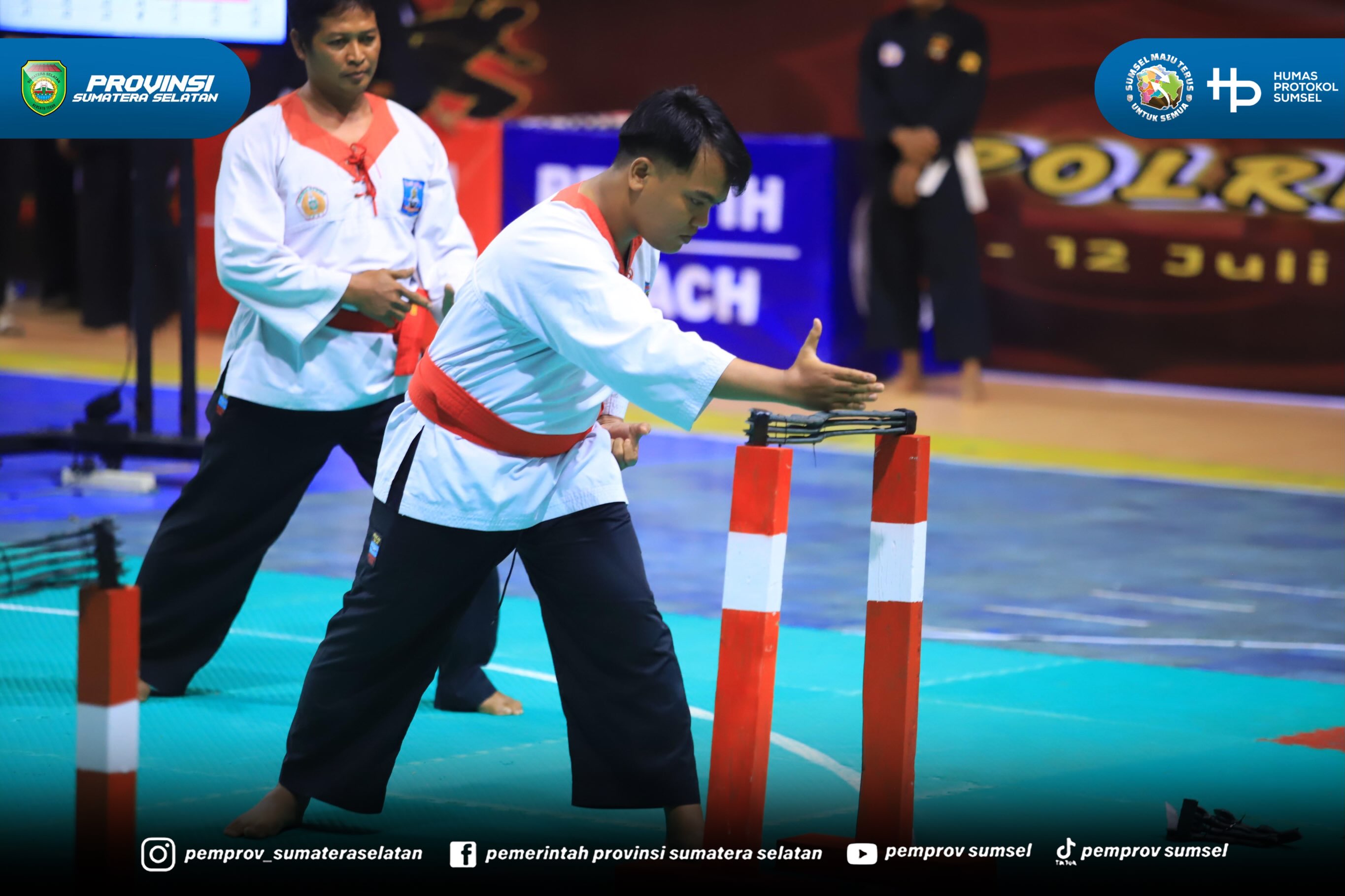 Palembang – Gubernur Sumatera Selatan Dr. H. Herman Deru mengapresiasi inisiatif Kapolda Sumsel yang menggelar Kejuaraan Pencak Silat Kapolda Cup II Sumsel Tahun 2026 di GOR Dempo, Jakabaring, Palembang, Kamis (9/7/2026). Menurutnya, ajang tersebu...