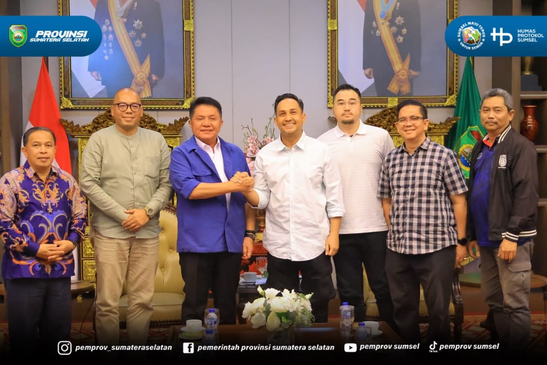 Palembang – Gubernur Sumatera Selatan (Sumsel) Dr. H. Herman Deru menerima audiensi Pengurus Provinsi Persatuan Bola Basket Seluruh Indonesia (Perbasi) Provinsi Sumatera Selatan di Griya Agung, Jumat (10/7/2026). Pertemuan tersebut membahas rencan...