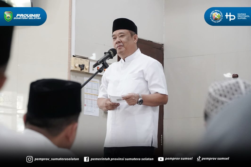 Prabumulih - Wakil Gubernur Sumatera Selatan H. Cik Ujang melaksanakan safari Sholat Jumat di Masjid Agung Nur Arafah Kecamatan Prabumulih Utara Kota Prabumulih. Jumat (10/07/2026).
