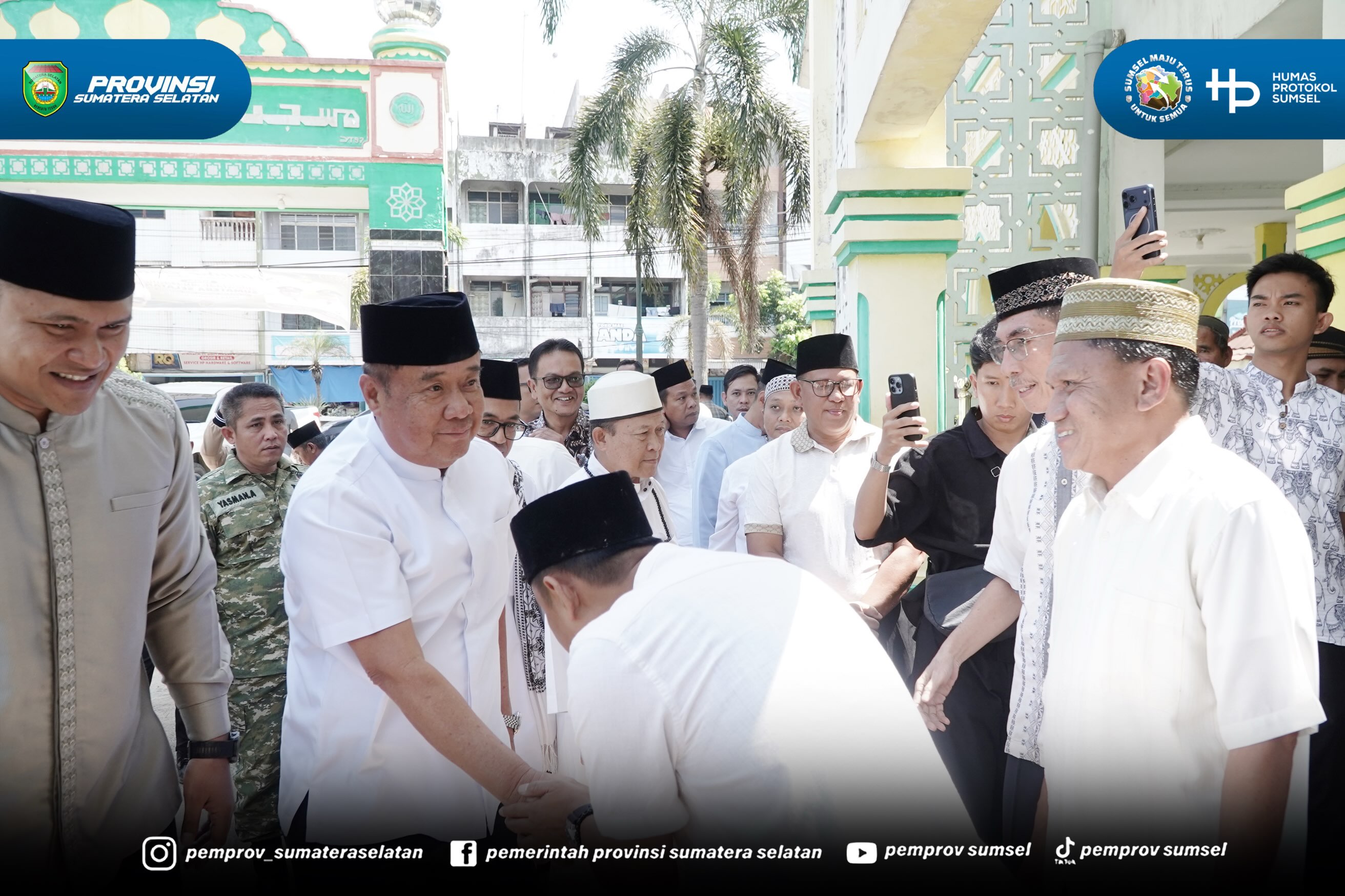 Prabumulih - Wakil Gubernur Sumatera Selatan H. Cik Ujang melaksanakan safari Sholat Jumat di Masjid Agung Nur Arafah Kecamatan Prabumulih Utara Kota Prabumulih. Jumat (10/07/2026).