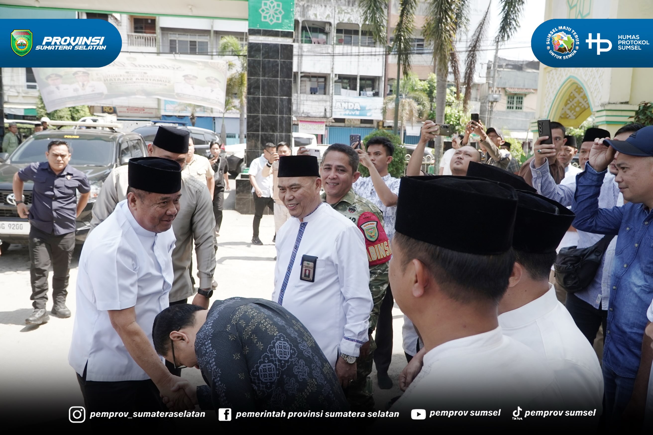 Prabumulih - Wakil Gubernur Sumatera Selatan H. Cik Ujang melaksanakan safari Sholat Jumat di Masjid Agung Nur Arafah Kecamatan Prabumulih Utara Kota Prabumulih. Jumat (10/07/2026).