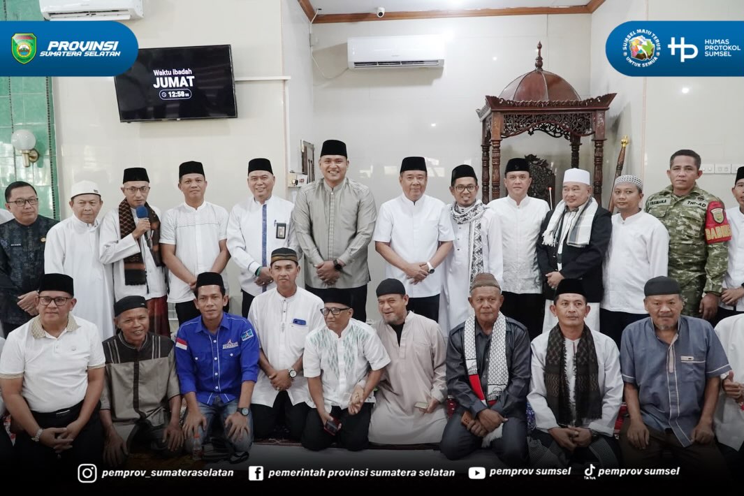 Prabumulih - Wakil Gubernur Sumatera Selatan H. Cik Ujang melaksanakan safari Sholat Jumat di Masjid Agung Nur Arafah Kecamatan Prabumulih Utara Kota Prabumulih. Jumat (10/07/2026).