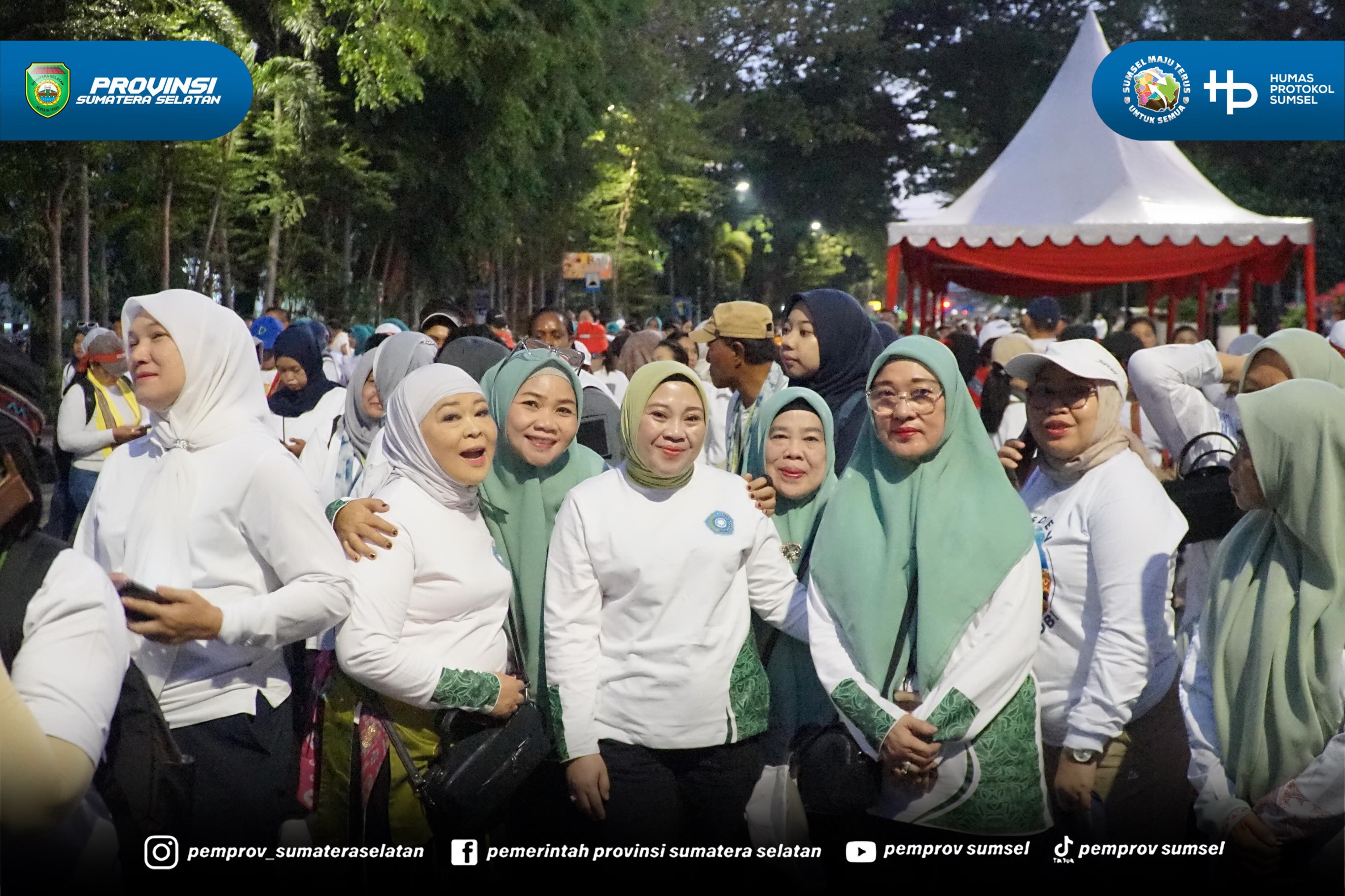 Makassar - Staf Ahli Tim Penggerak PKK Prov Sumsel Lidyawati Cik Ujang mengikuti Jalan Santai Anti Mager dan Festival Kuliner di Depan Rumah Jabatan Gubernur Sulawesi Selatan. Sabtu (11/07/2026).