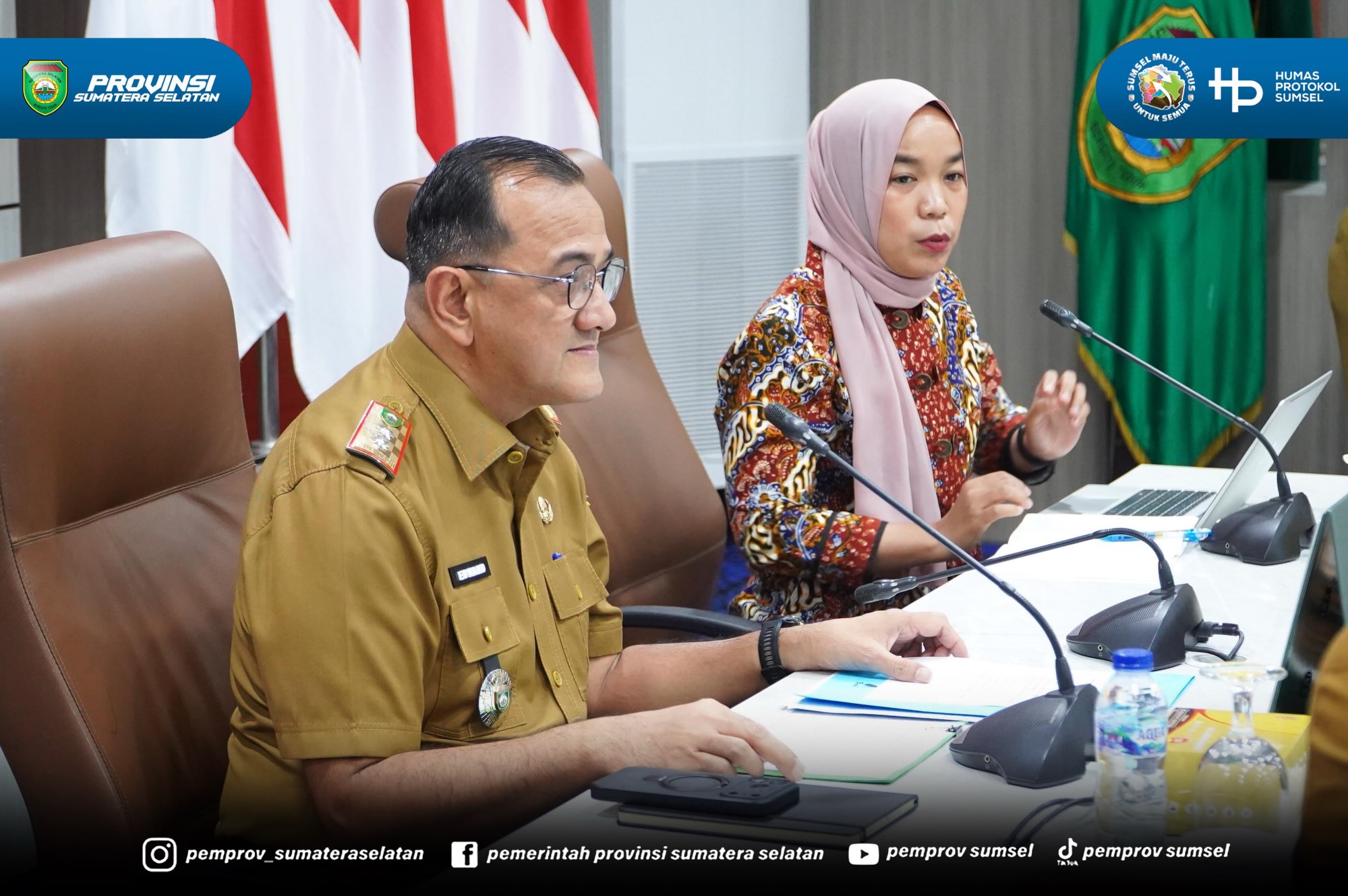 Palembang – Sekretaris Daerah (Sekda) Provinsi Sumatera Selatan Dr. Drs. Edward Candra membuka kegiatan Diskusi Kajian Studi Lobbying Politik dan Regulasi bersama Direktorat Monitoring Komisi Pemberantasan Korupsi (KPK) RI yang berlangsung di Ruan...