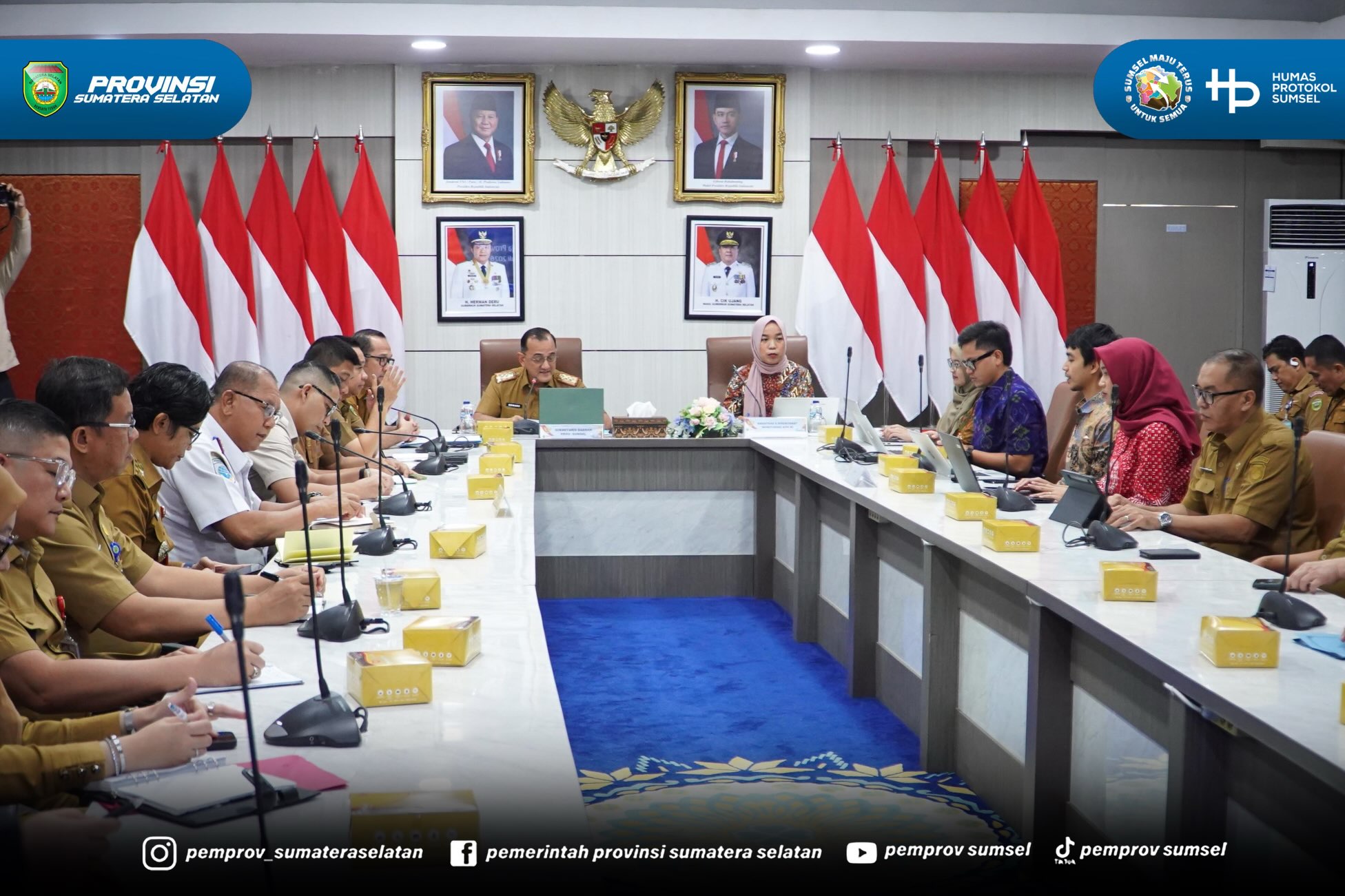 Palembang – Sekretaris Daerah (Sekda) Provinsi Sumatera Selatan Dr. Drs. Edward Candra membuka kegiatan Diskusi Kajian Studi Lobbying Politik dan Regulasi bersama Direktorat Monitoring Komisi Pemberantasan Korupsi (KPK) RI yang berlangsung di Ruan...
