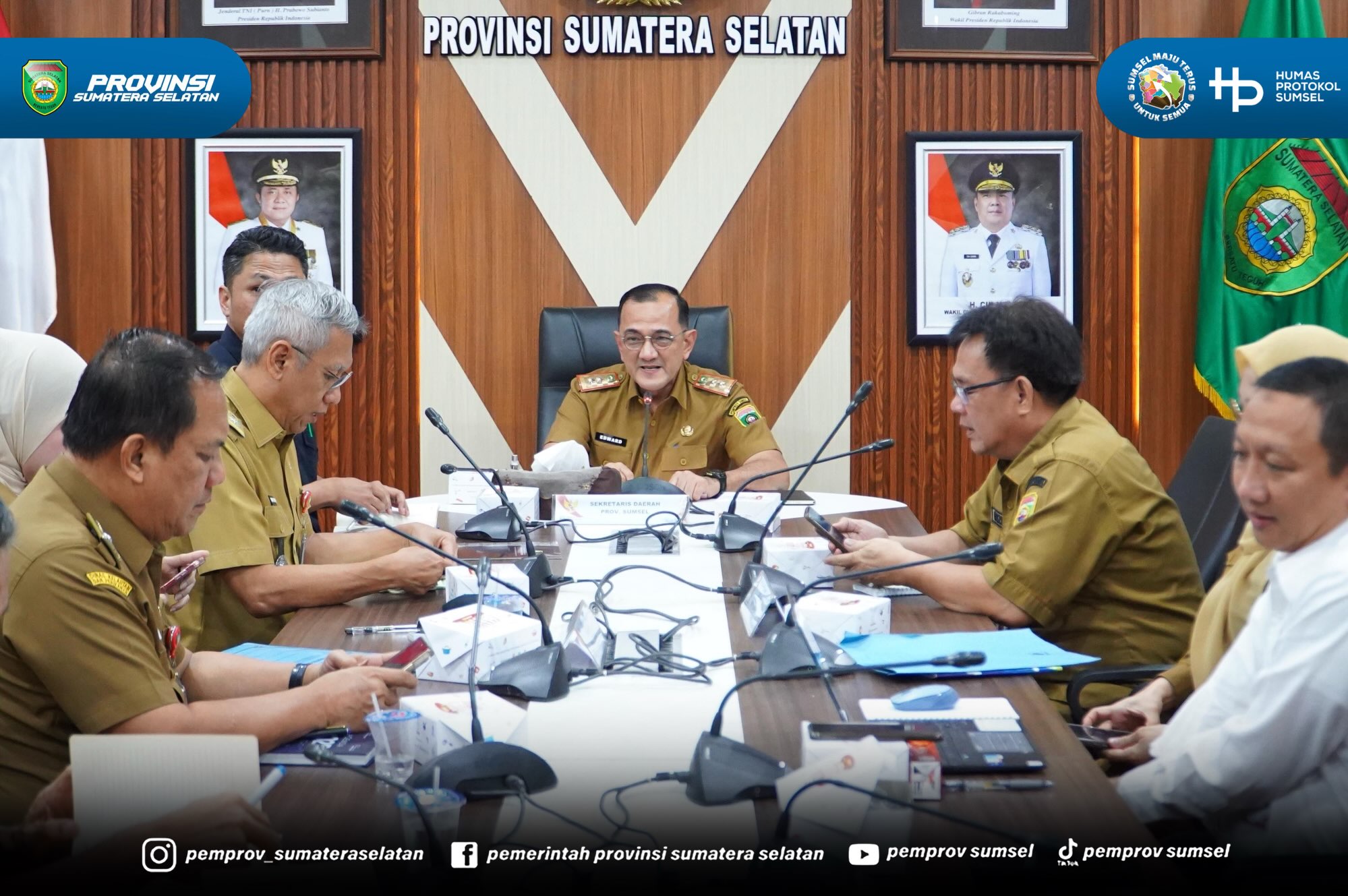 Palembang – Sekretaris Daerah (Sekda) Provinsi Sumatera Selatan, Edward Candra, memimpin rapat pembentukan Tim Efektif Proyek Perubahan di Ruang Rapat Setda Provinsi Sumsel, Selasa (14/7/2026).