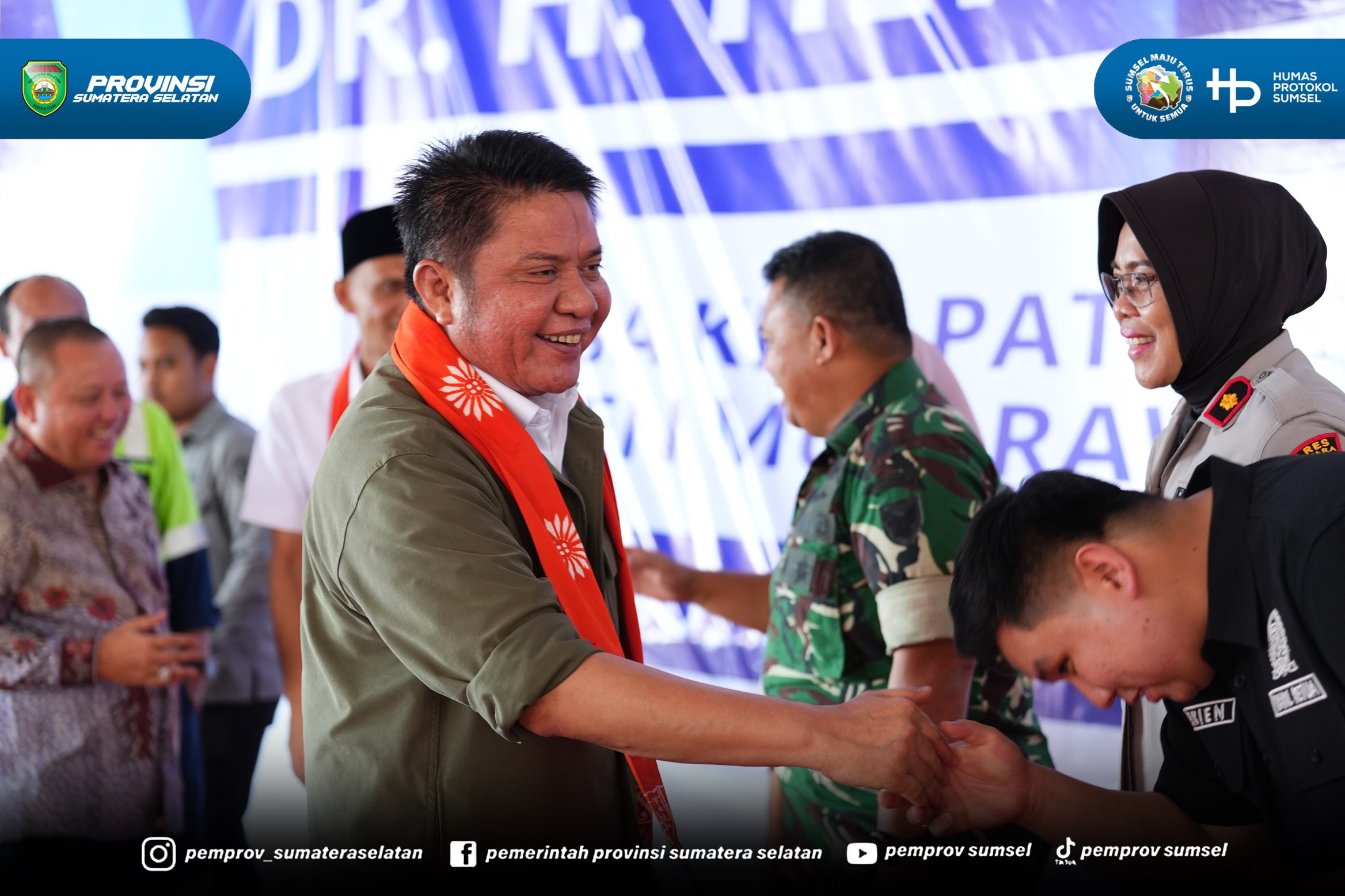MURATARA – Gubernur Sumatera Selatan (Sumsel) Dr. H. Herman Deru meresmikan Gedung SMA Negeri Ketapat Bening di Desa Ketapat Bening, Kecamatan Rawas Ilir, Kabupaten Musi Rawas Utara (Muratara), Rabu (15/7/2026). Peresmian tersebut menjadi tonggak...