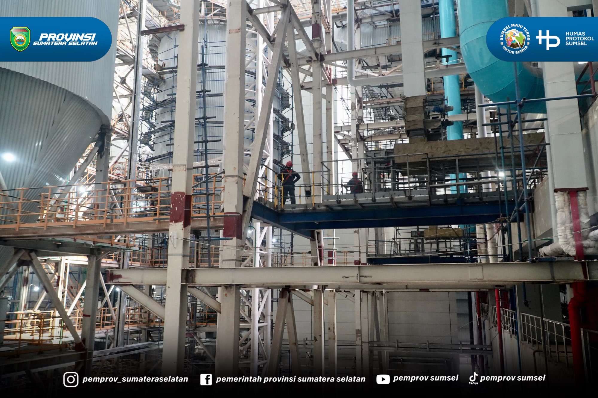 Berikutnya, Gubernur Sumsel H. Herman Deru mendampingi kunjungan kerja Wakil Presiden Gibran Rakabuming Raka meninjau Pengolahan Sampah Menjadi Energi Listrik (PSEL) di Kramasan, Kamis (16/07/26).